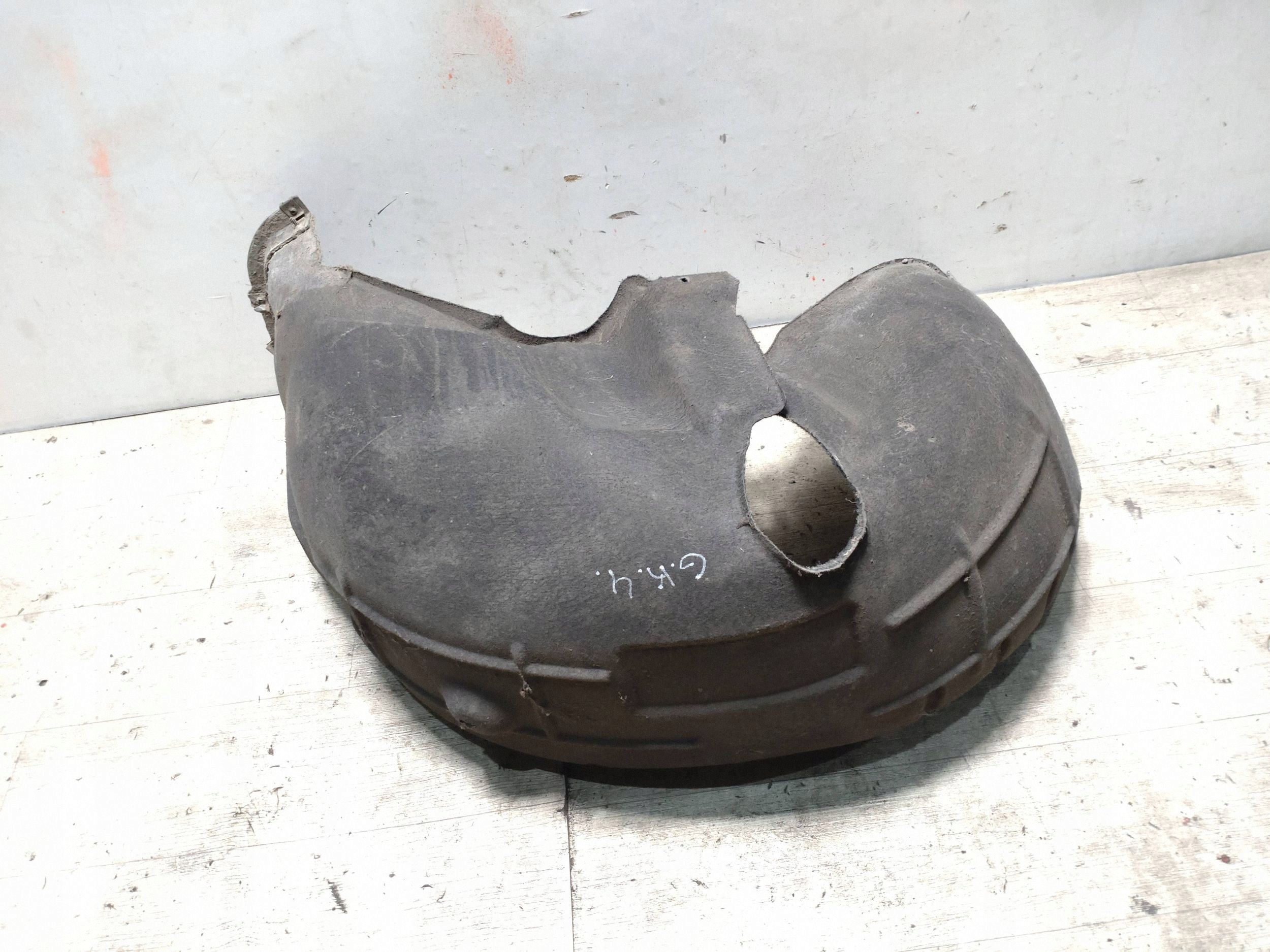 Audi A4 S4 B7 8E 8H Pasos de rueda traseros image 2