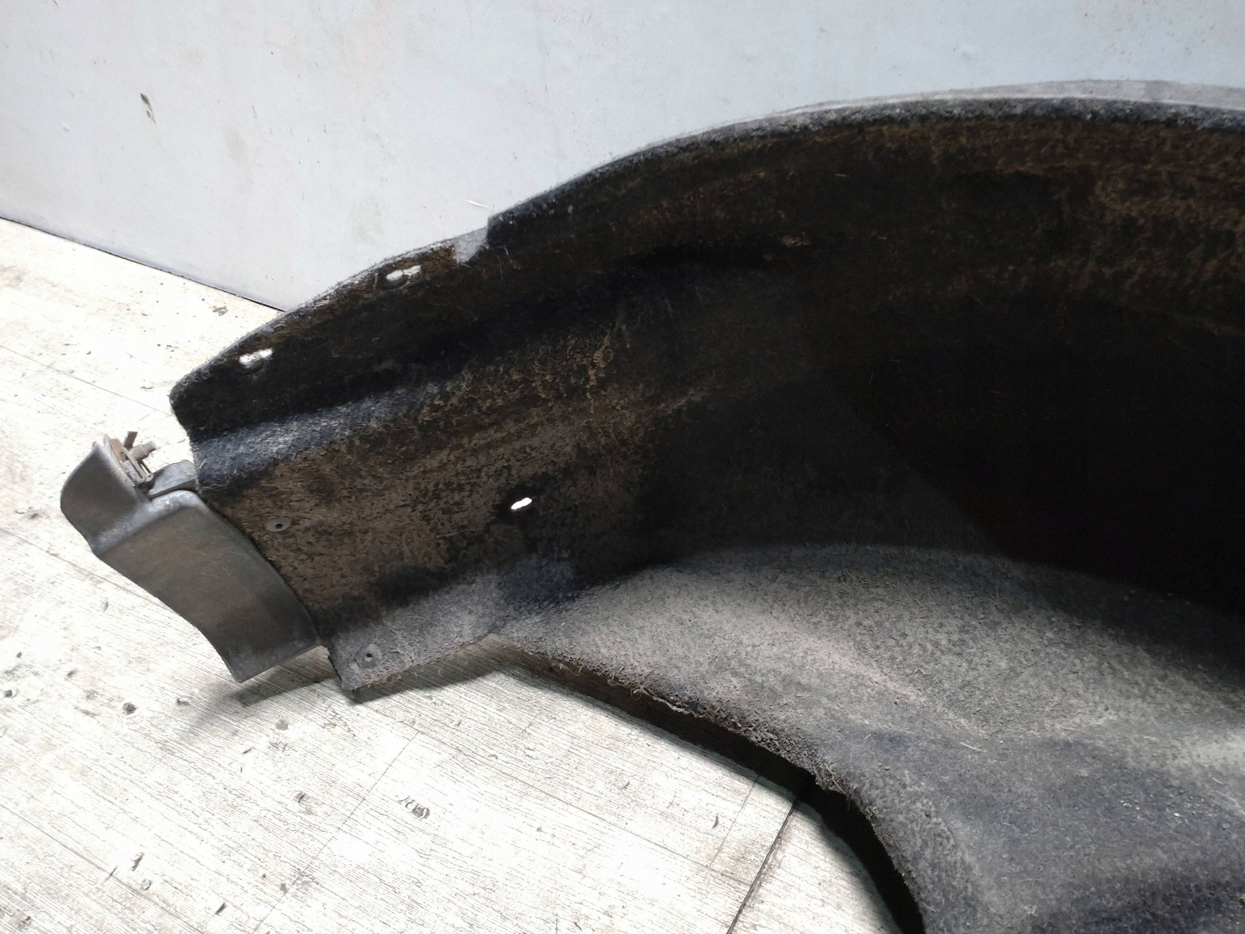 Audi A4 S4 B7 8E 8H Pasos de rueda traseros image 3