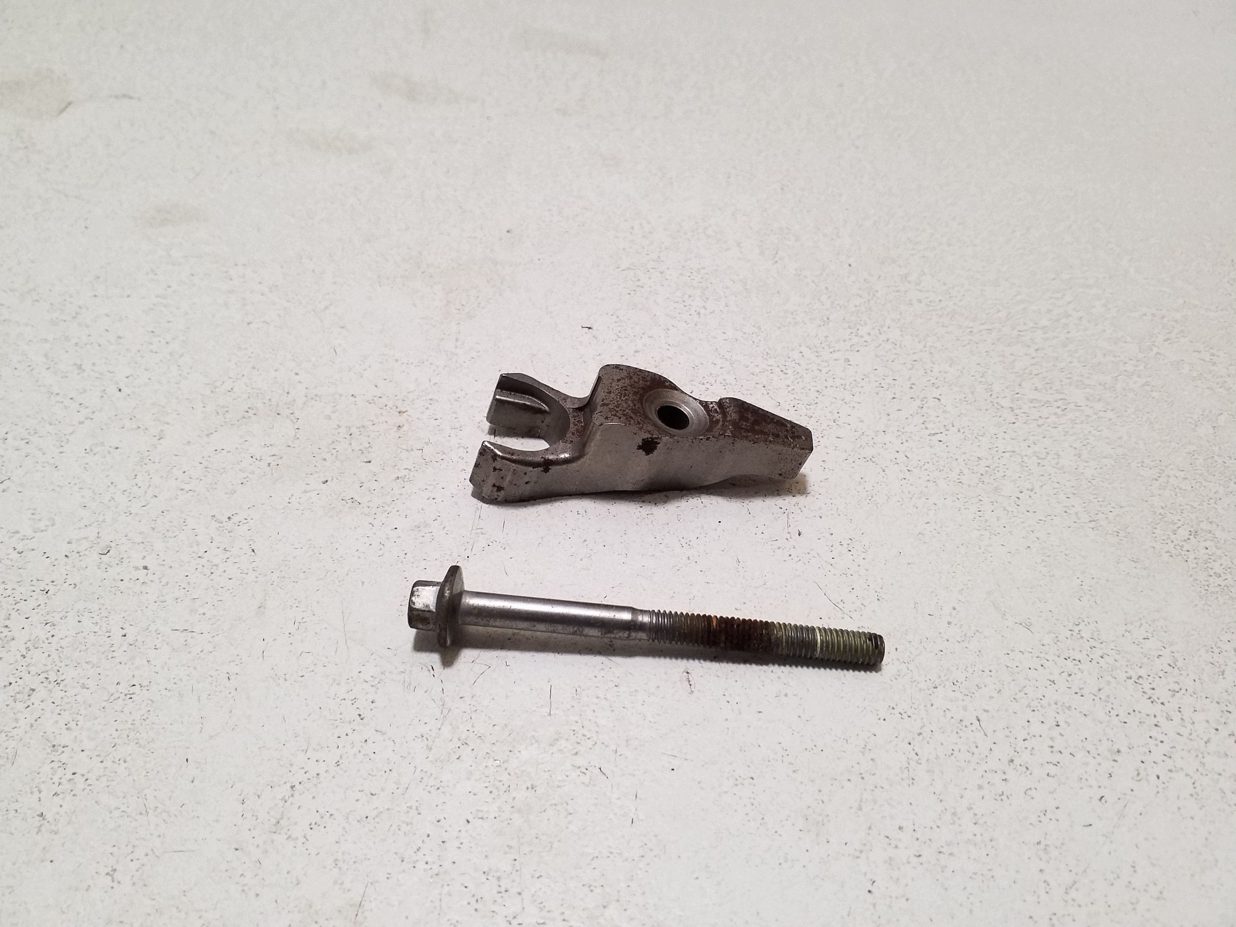 Support injecteur Land Rover Evoque II VAL262339 image 2
