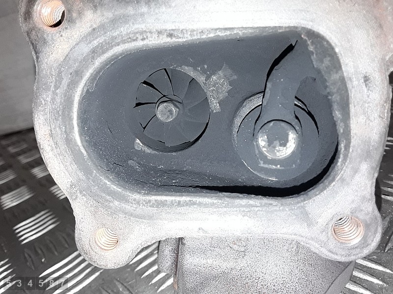 Turbine Renault Modus 1.5 dCi 82307056 image 7