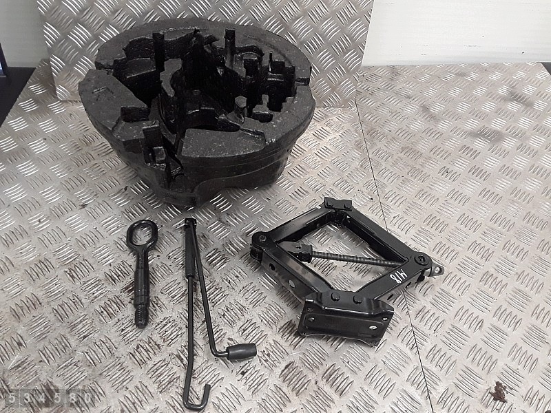 Kit Outils Roue Secours Skoda Octavia Mk3 5E0012115F image 2