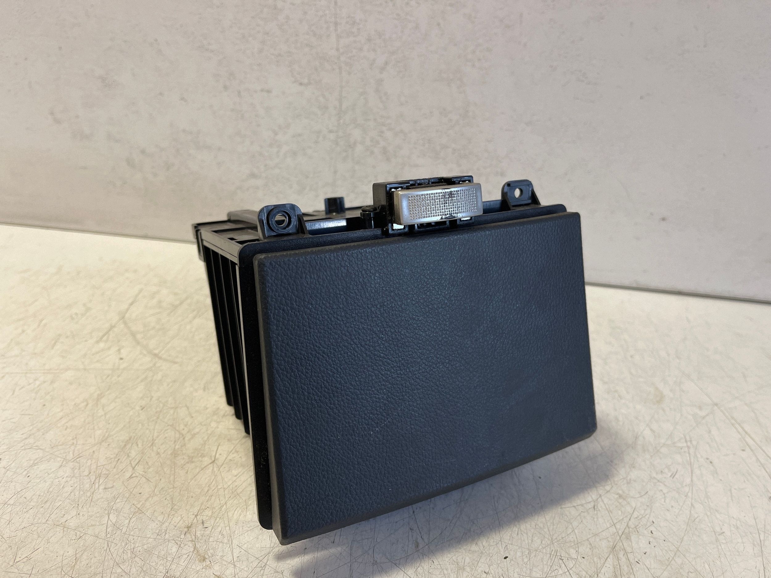 Opel Antara Taka Cup Holder DHX04KF1 image 2