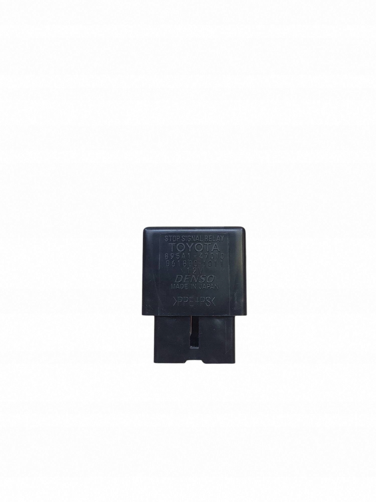 Relais Toyota Avensis T27 895A1-47010