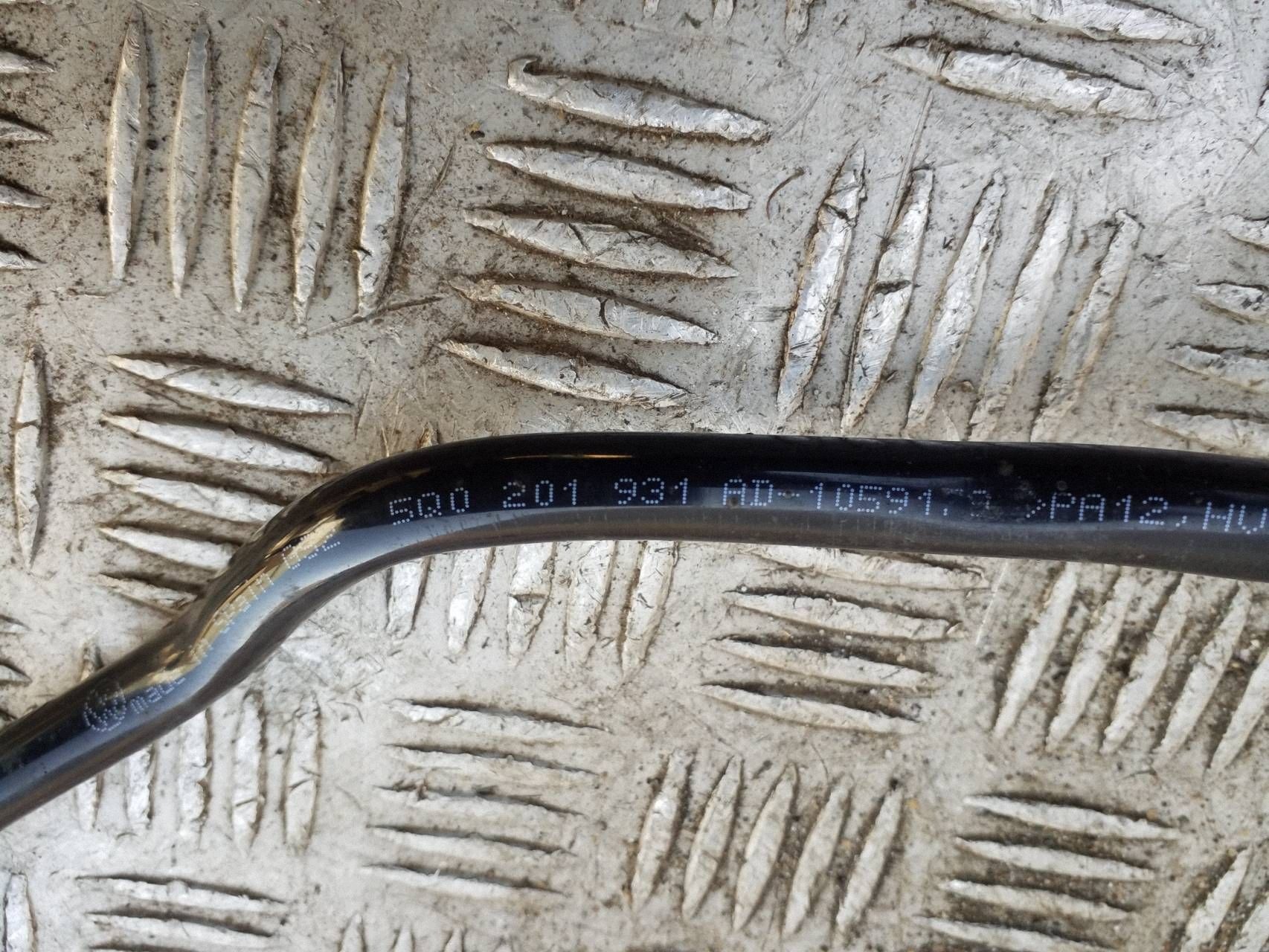 Cupra Formentor Fuel Line 5Q0201931AD image 3