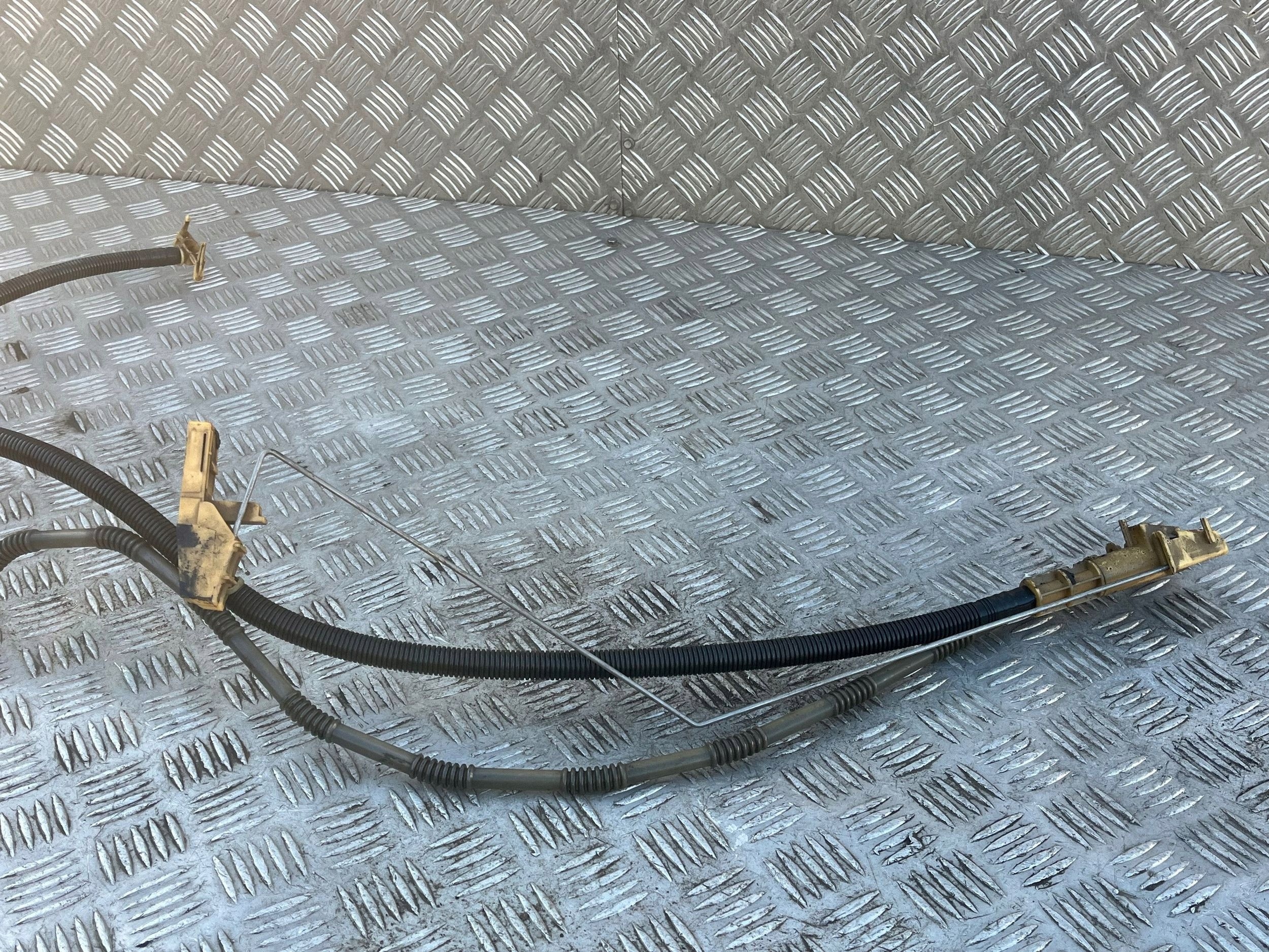 Bränsleledning VW Touareg I 7L6919715 image 4
