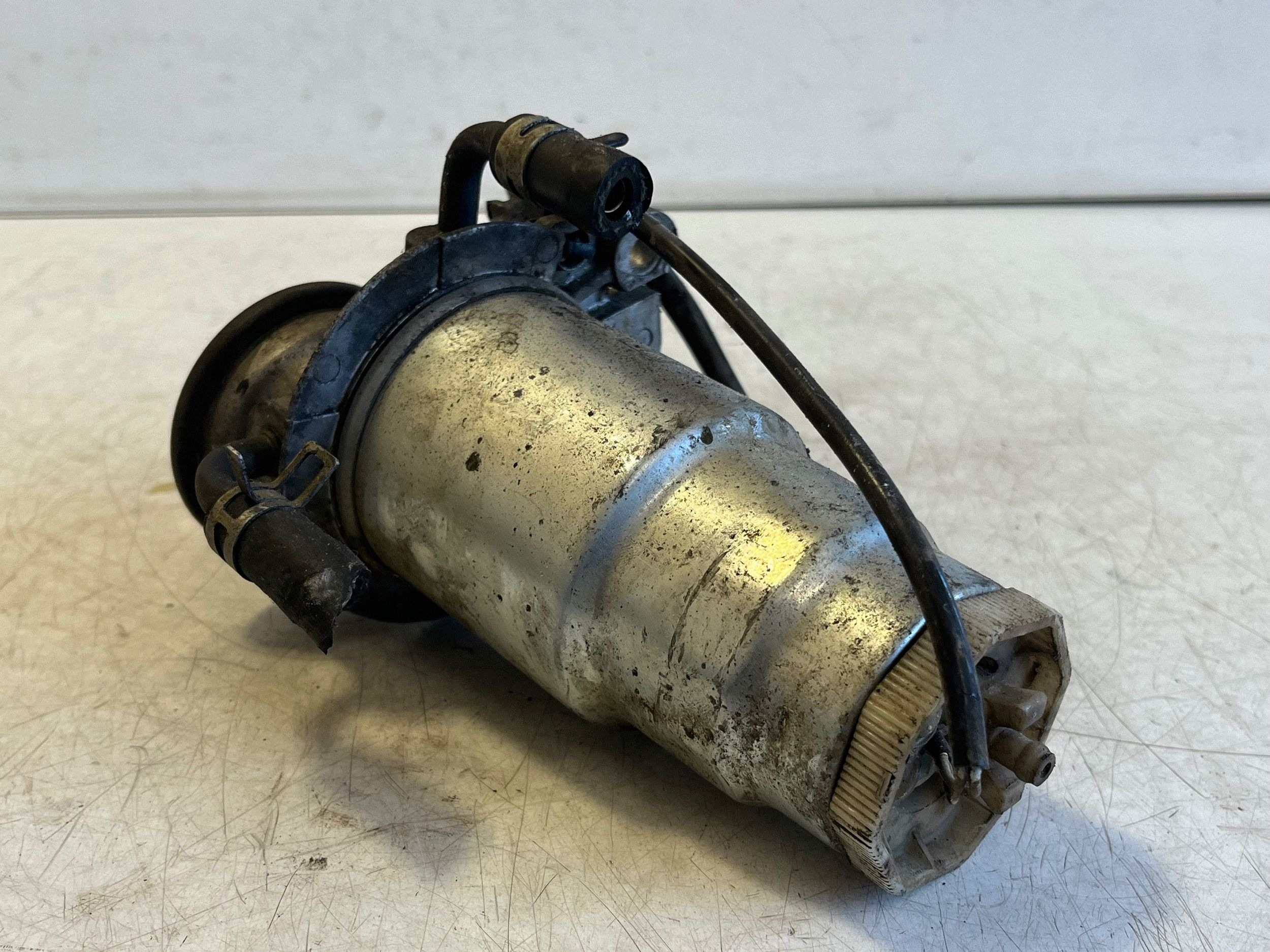 Toyota Avensis T250 Kraftstoffpumpe mechanisch OEM VAL322652 image 4