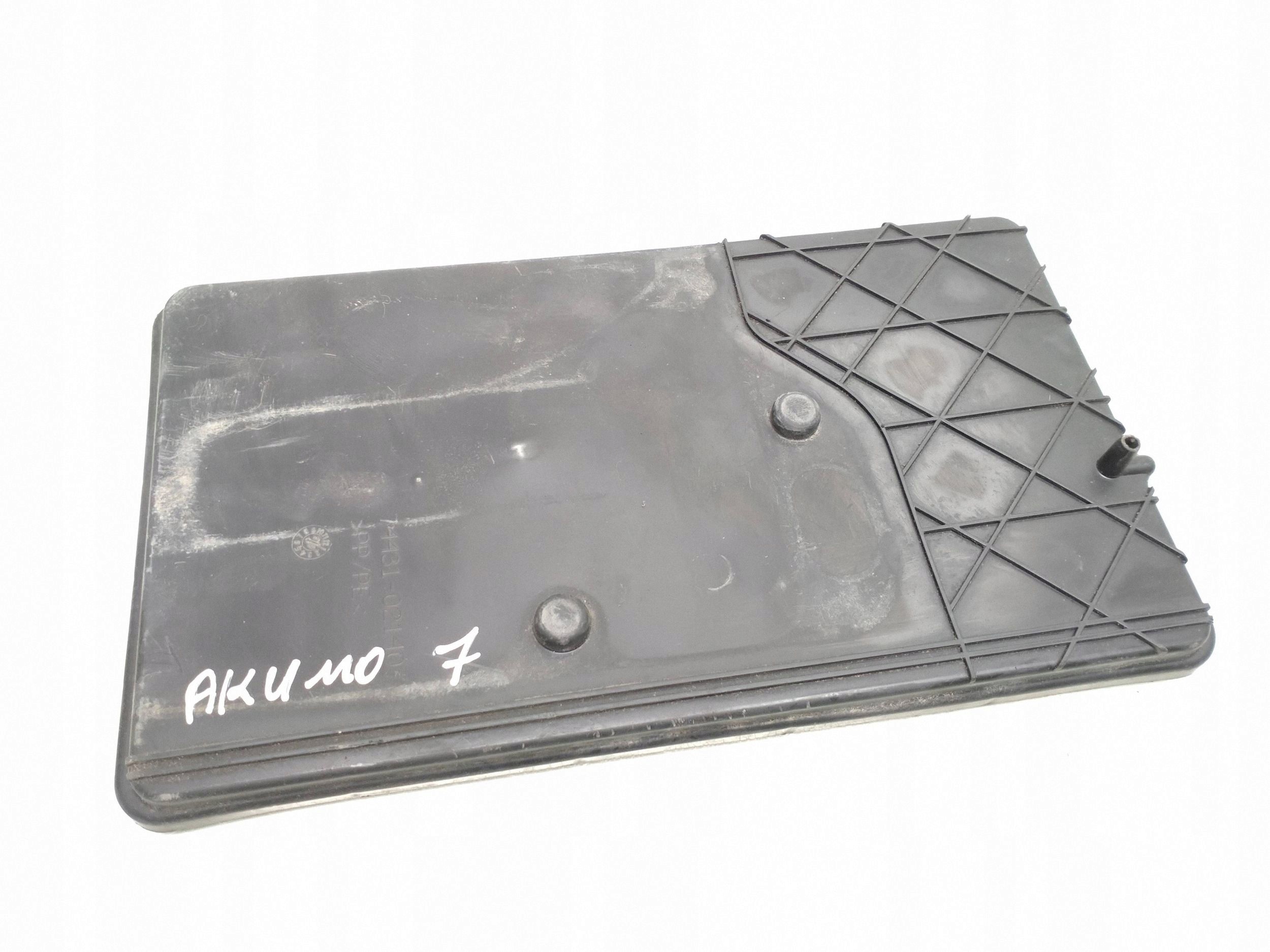 Toyota 2.0 D4D Accubak Onderplaat 74431-02140 image 5
