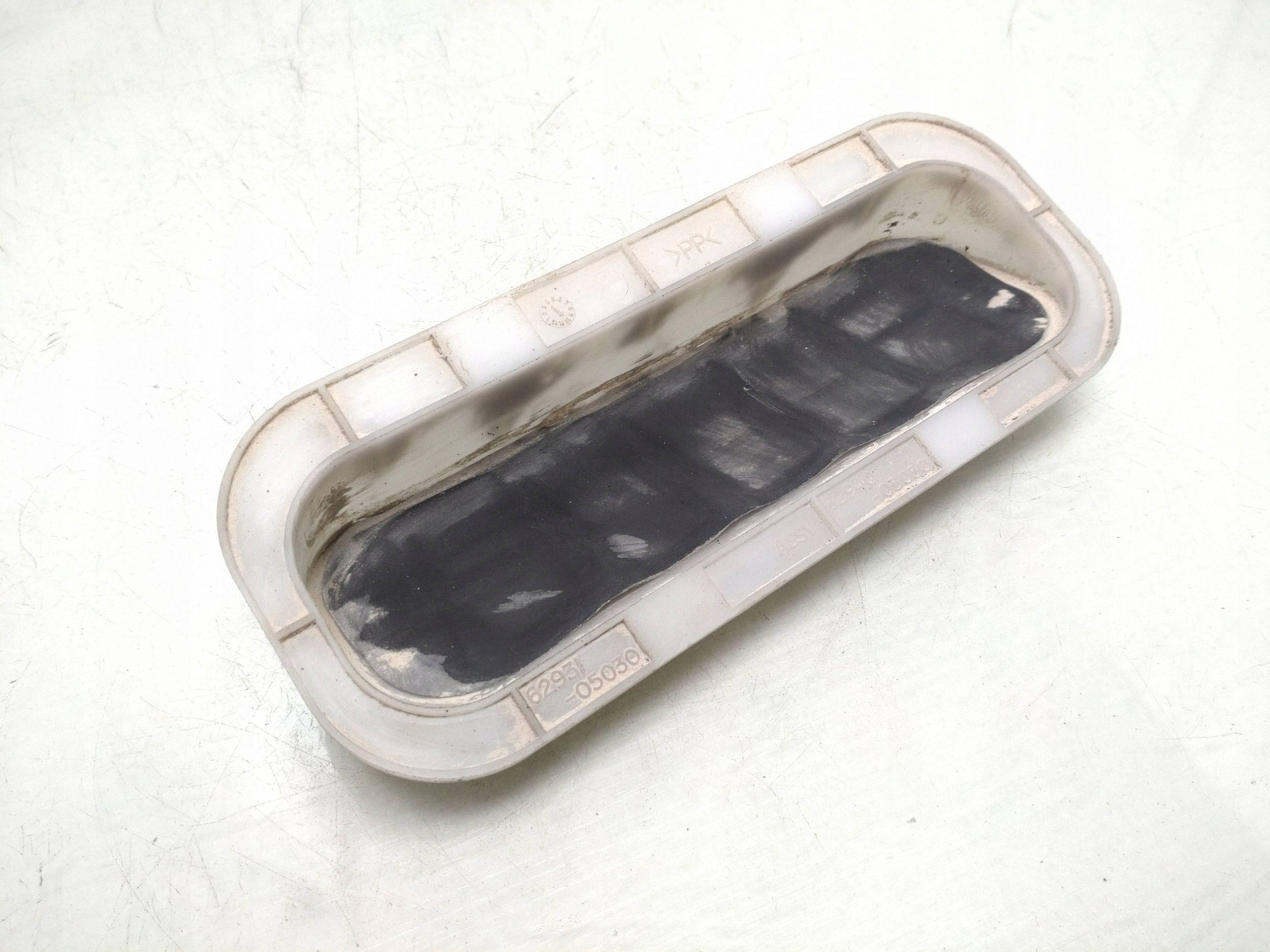 Toyota Avensis T27 Ventilationsgaller 62931-05030
