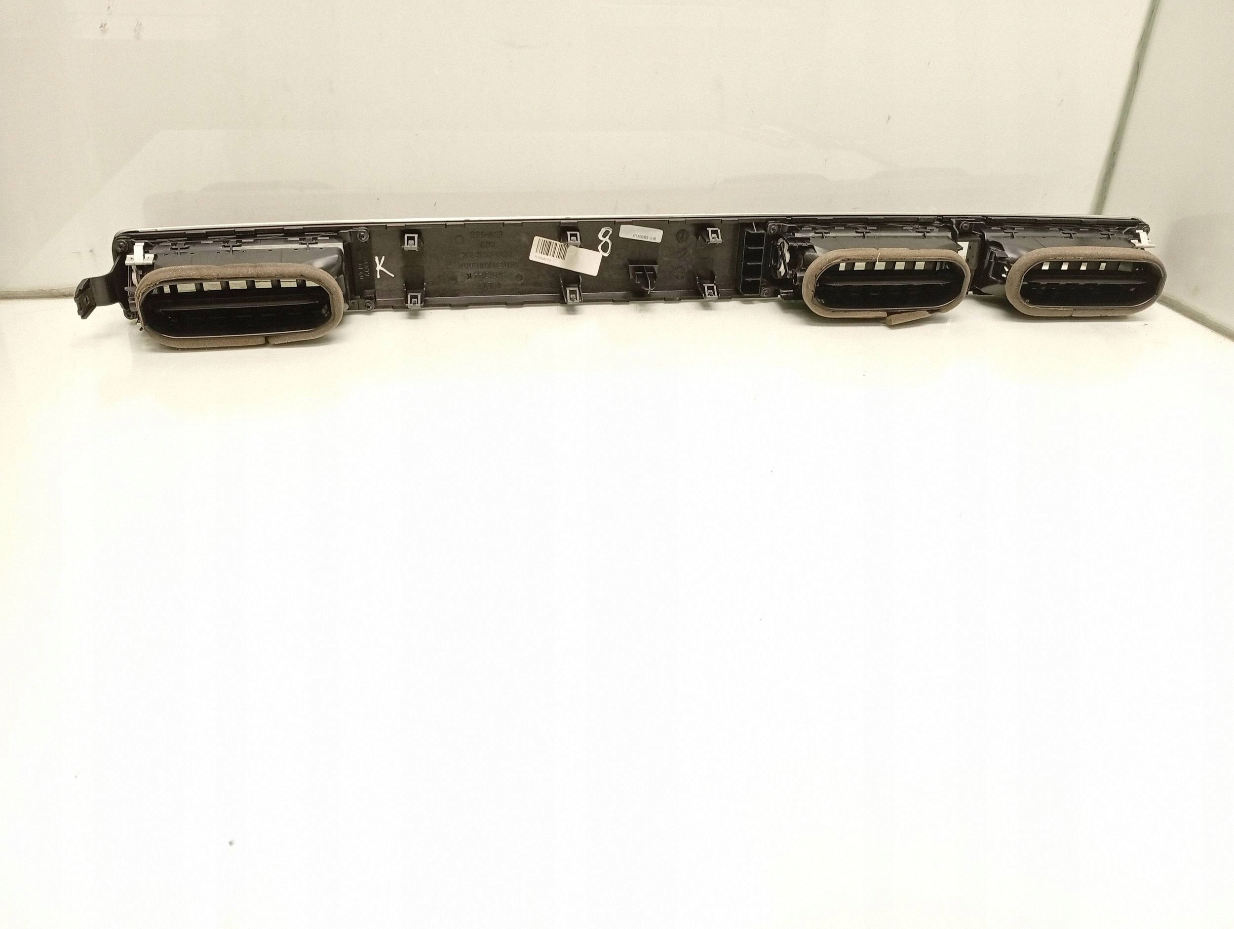 Volvo V70 2008 Dashboard Vent 30715144 Used image 6