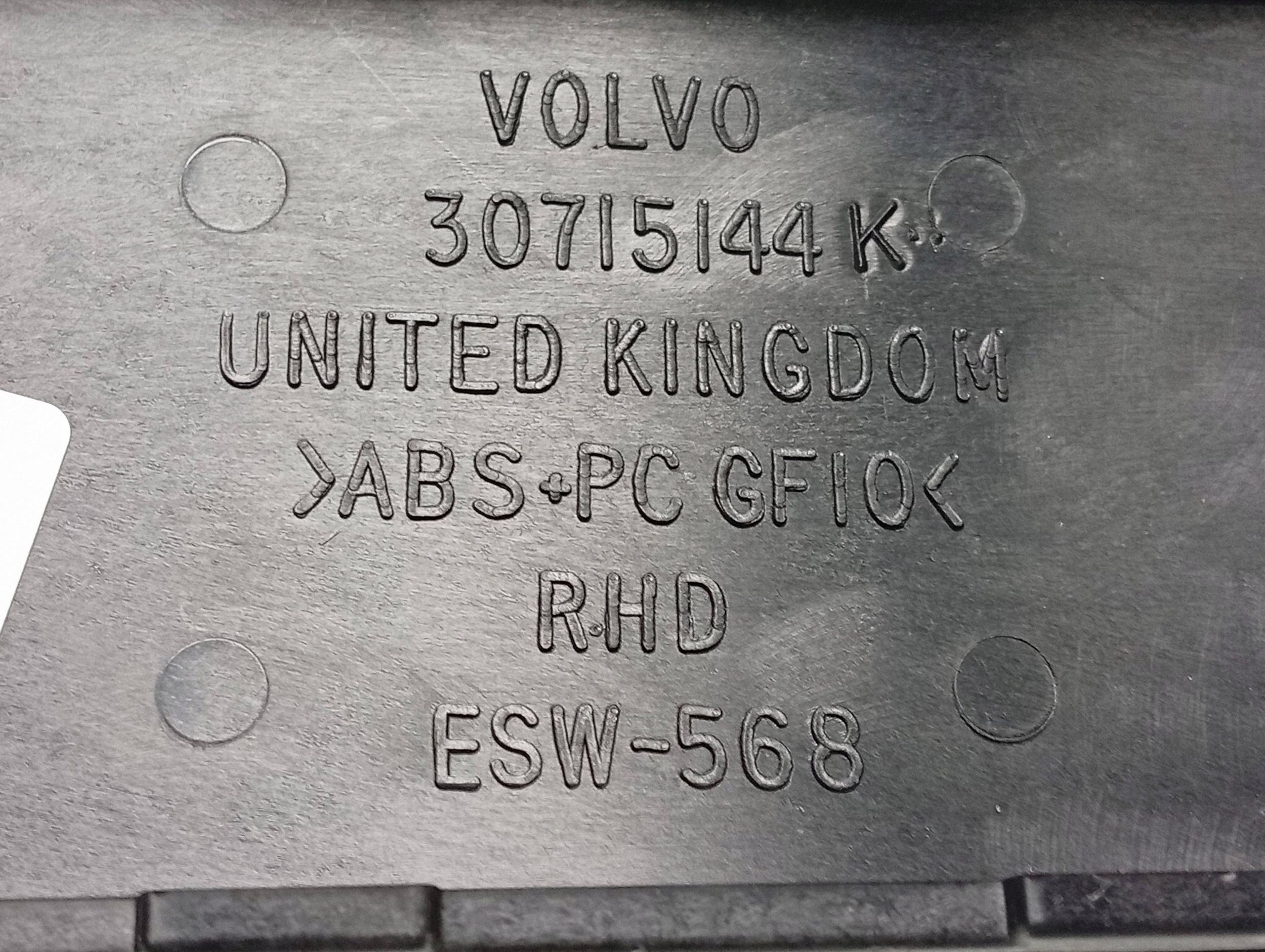 Volvo V70 2008 Dashboard Vent 30715144 Used image 10