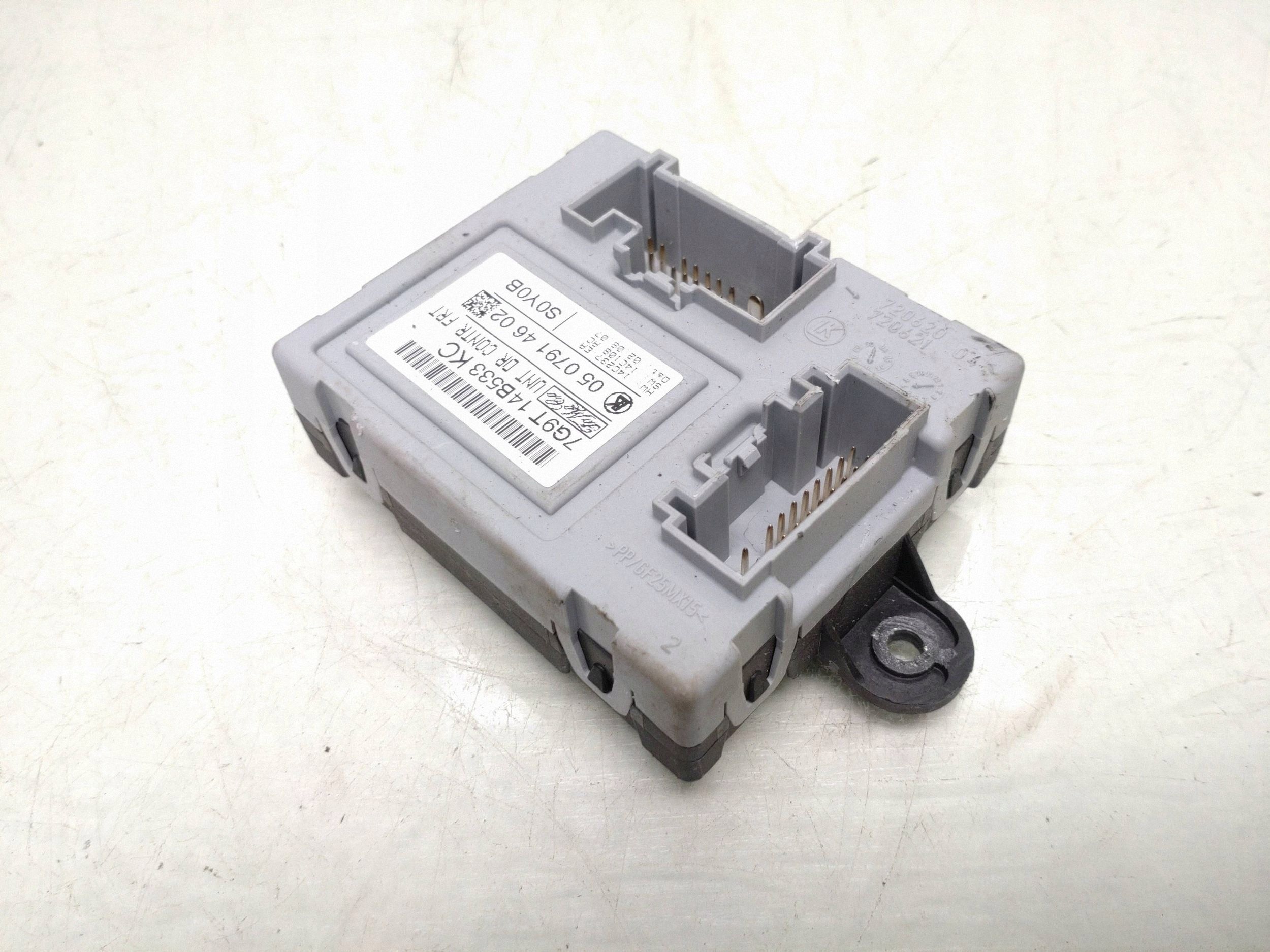 Volvo V70 2008 Module de porte 7G9T14B533KC image 2