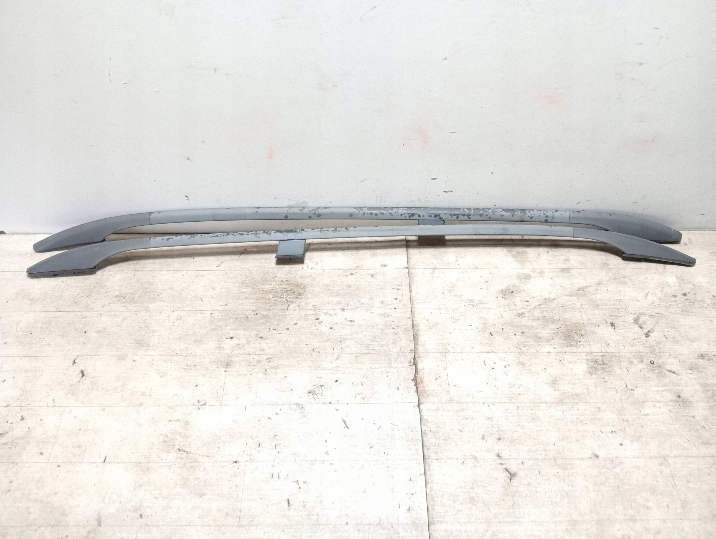 Volvo V70 2008 Barres de toit OEM 30753548 image 2