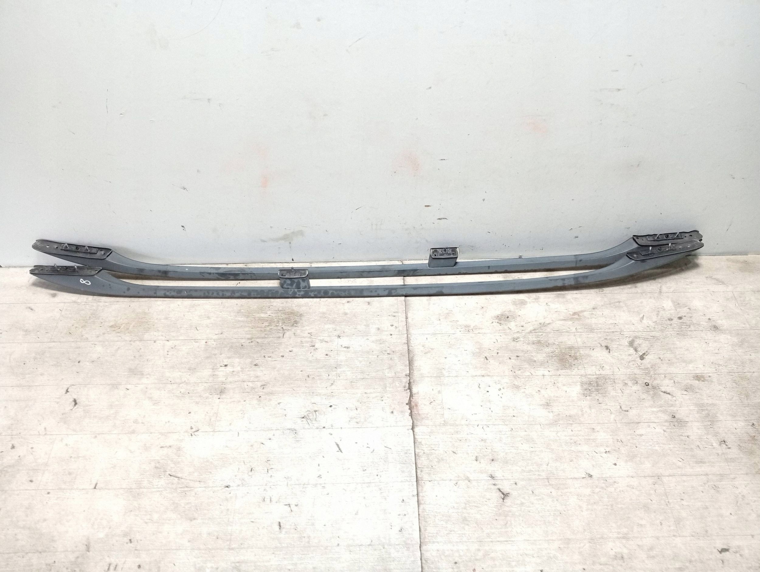 Volvo V70 2008 Barres de toit OEM 30753548 image 3