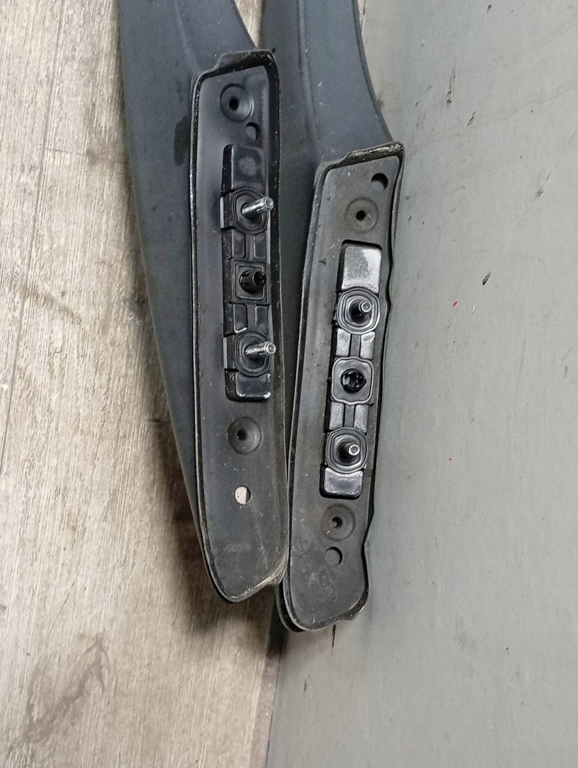 Volvo V70 2008 Barres de toit OEM 30753548 image 4