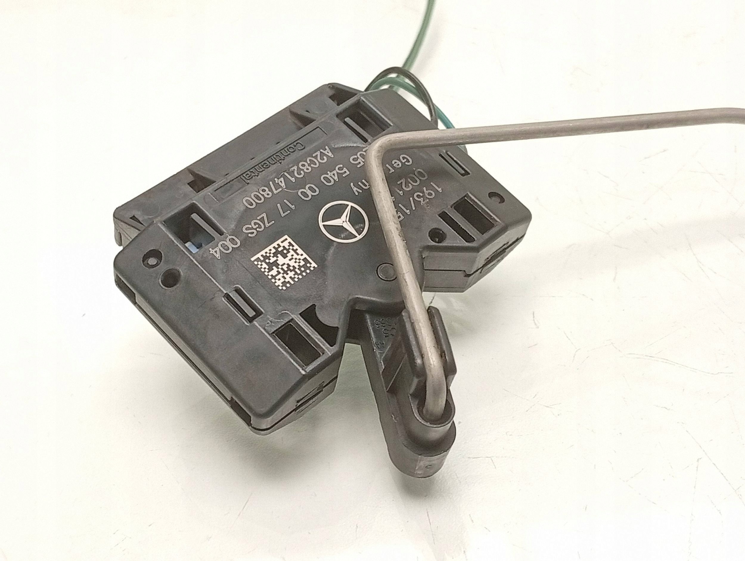 Fuel Level Sensor Mercedes C-Class W205 A2055400017 image 5