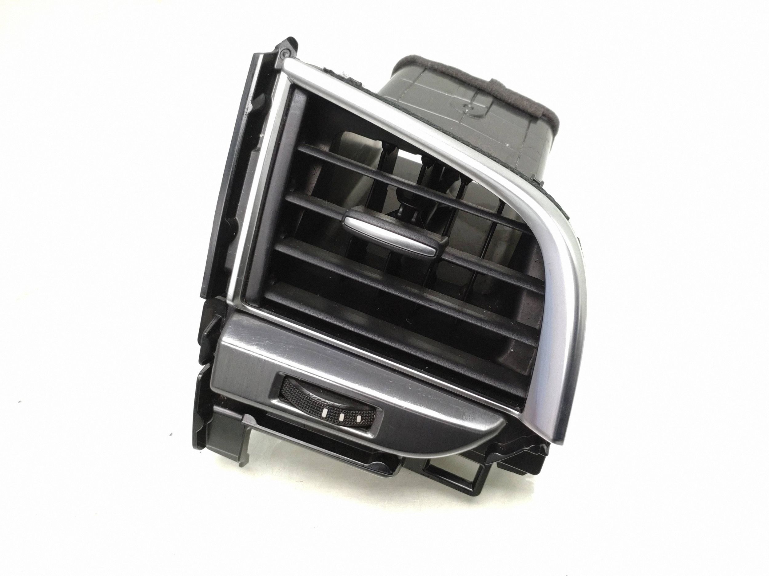 Grille d'aération latérale Mazda 6 2016 GML864730 image 2