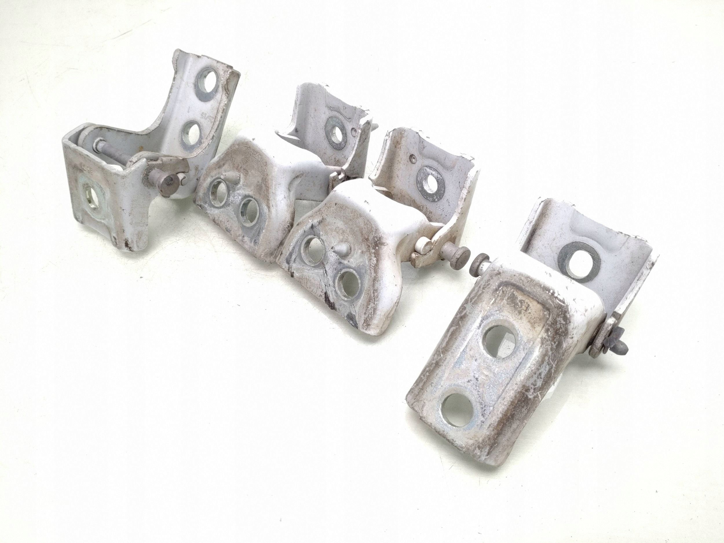 2015 Citroen Dispatch II Front Door Hinges FRC148174 image 2