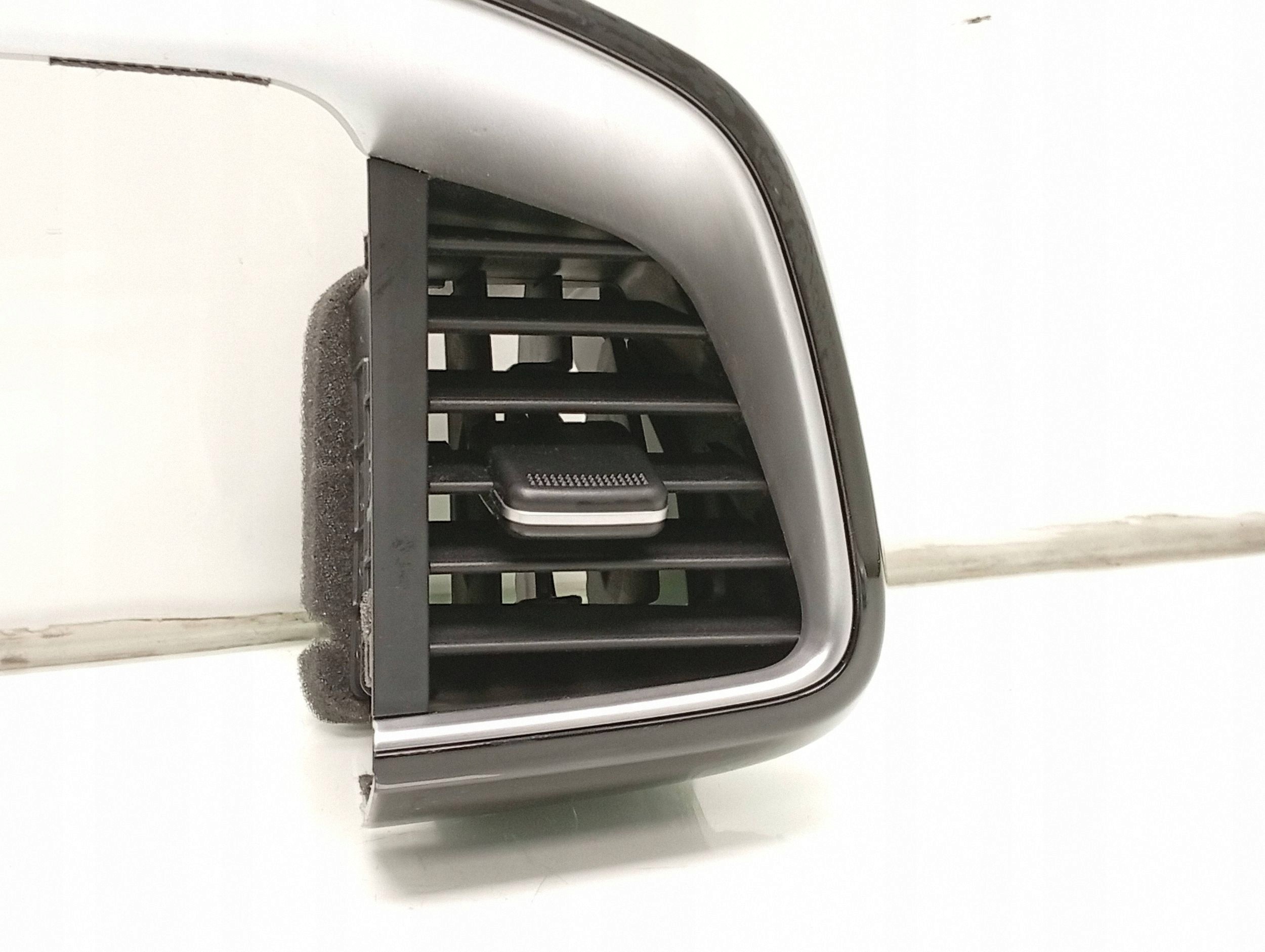 Grille aération KIA XCeed 2022 84740J7BA0 image 3