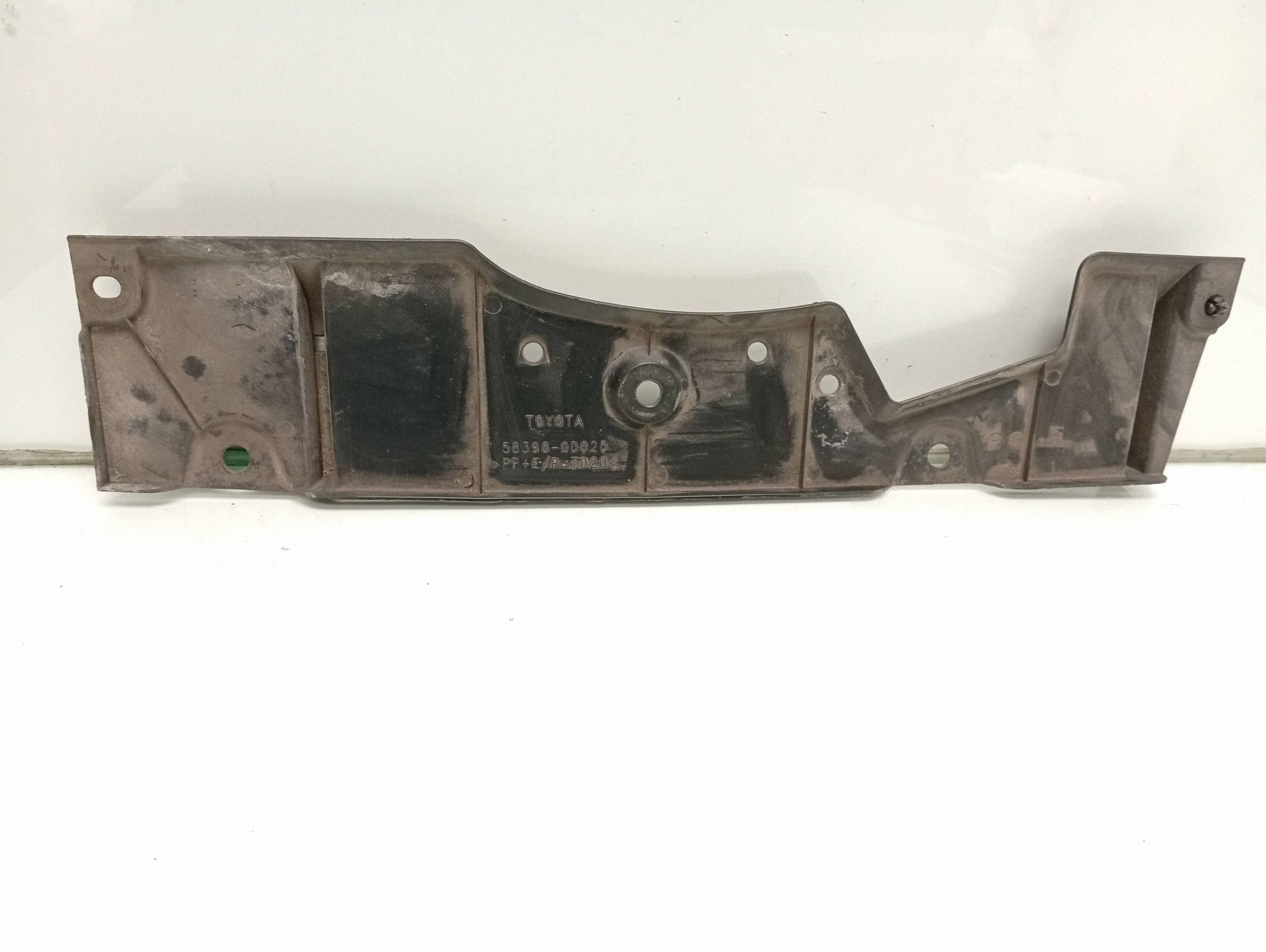 2020 Toyota Yaris Rear Bumper Cover