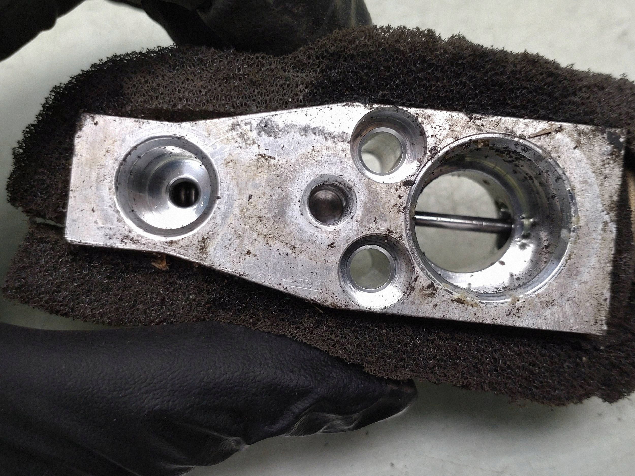 Válvula de expansión A/C Mazda 6 2014 FRC149273 image 3