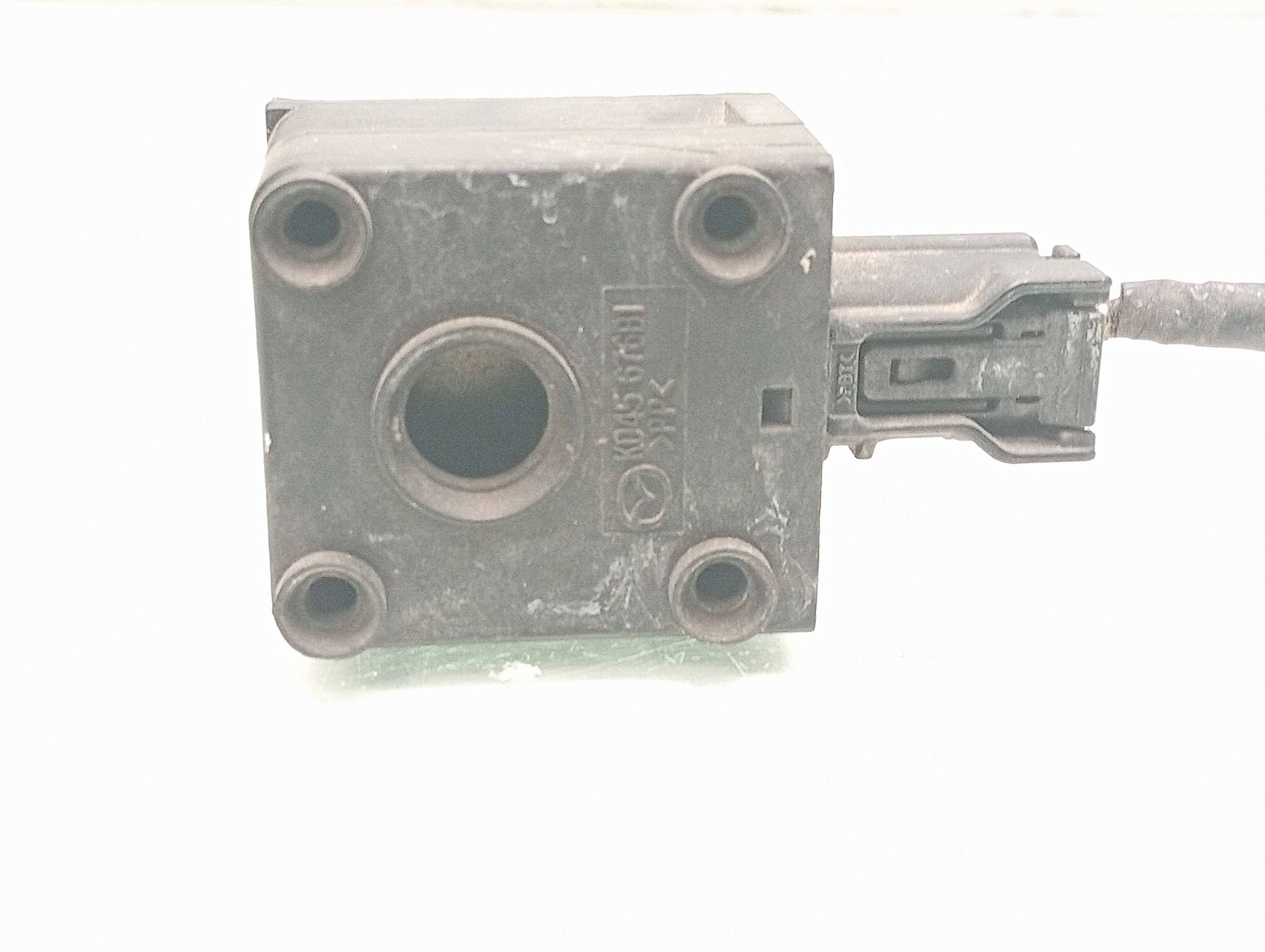 Mazda CX-5 II 2019 Sensor OEM KD45676B1 Used image 3