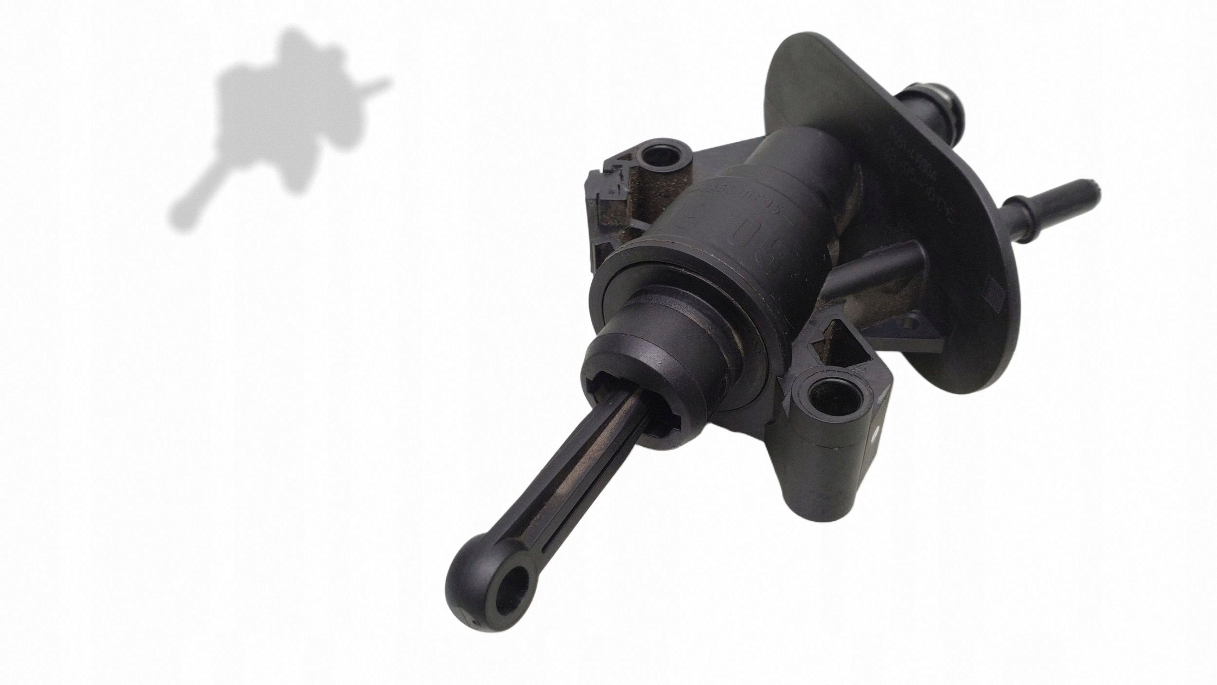 Ford OE D651-41990A Kytkimen Pumppu