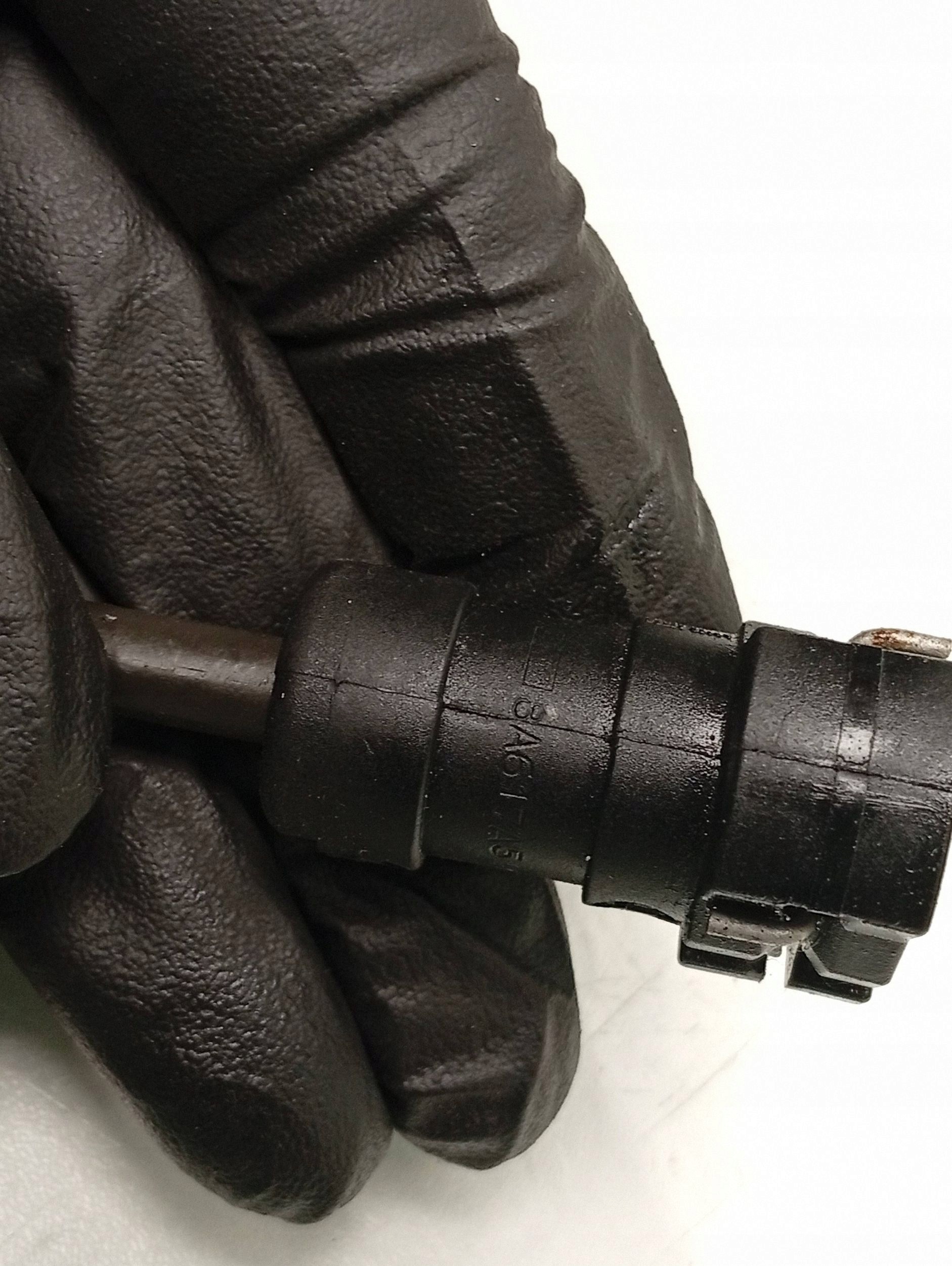 Cable de embrague Ford Fiesta 2010 8A617A512AA image 4