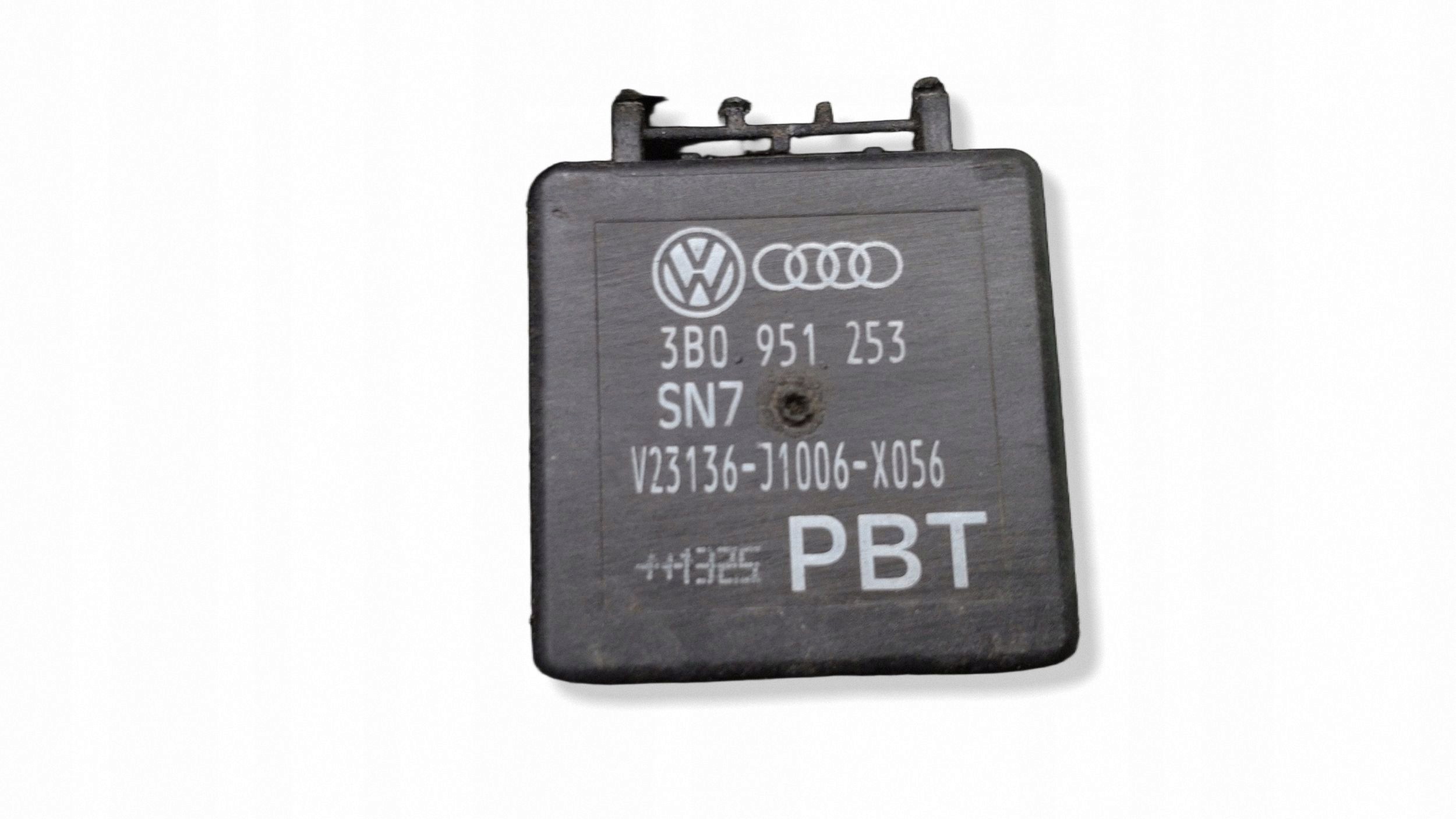 Relais bougies Skoda Roomster Fabia 3B0951253 image 3