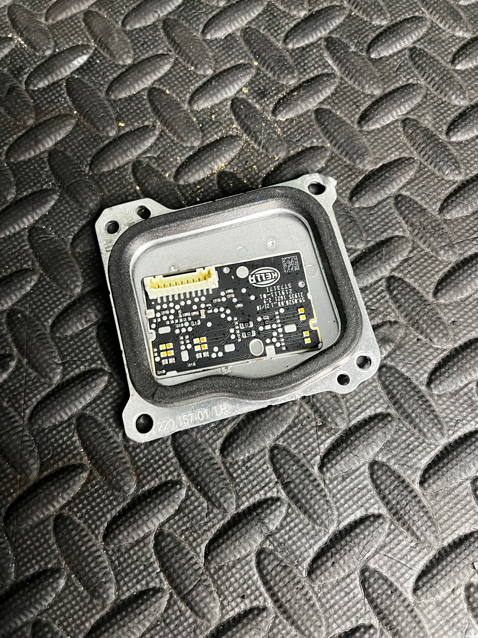 Xenon-muunnin Volvo S60 5905280B1
