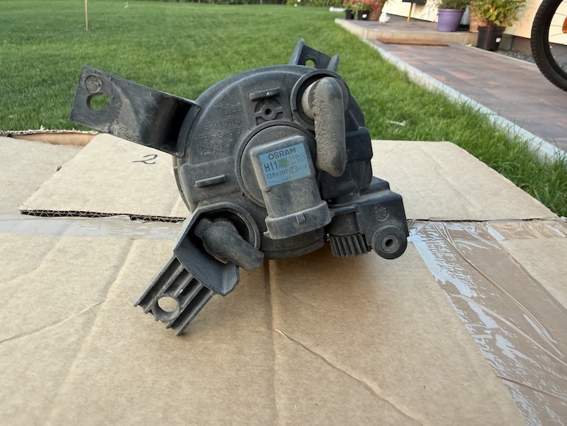 Audi A4 S4 B7 Etusumuvalo 8E0941699C