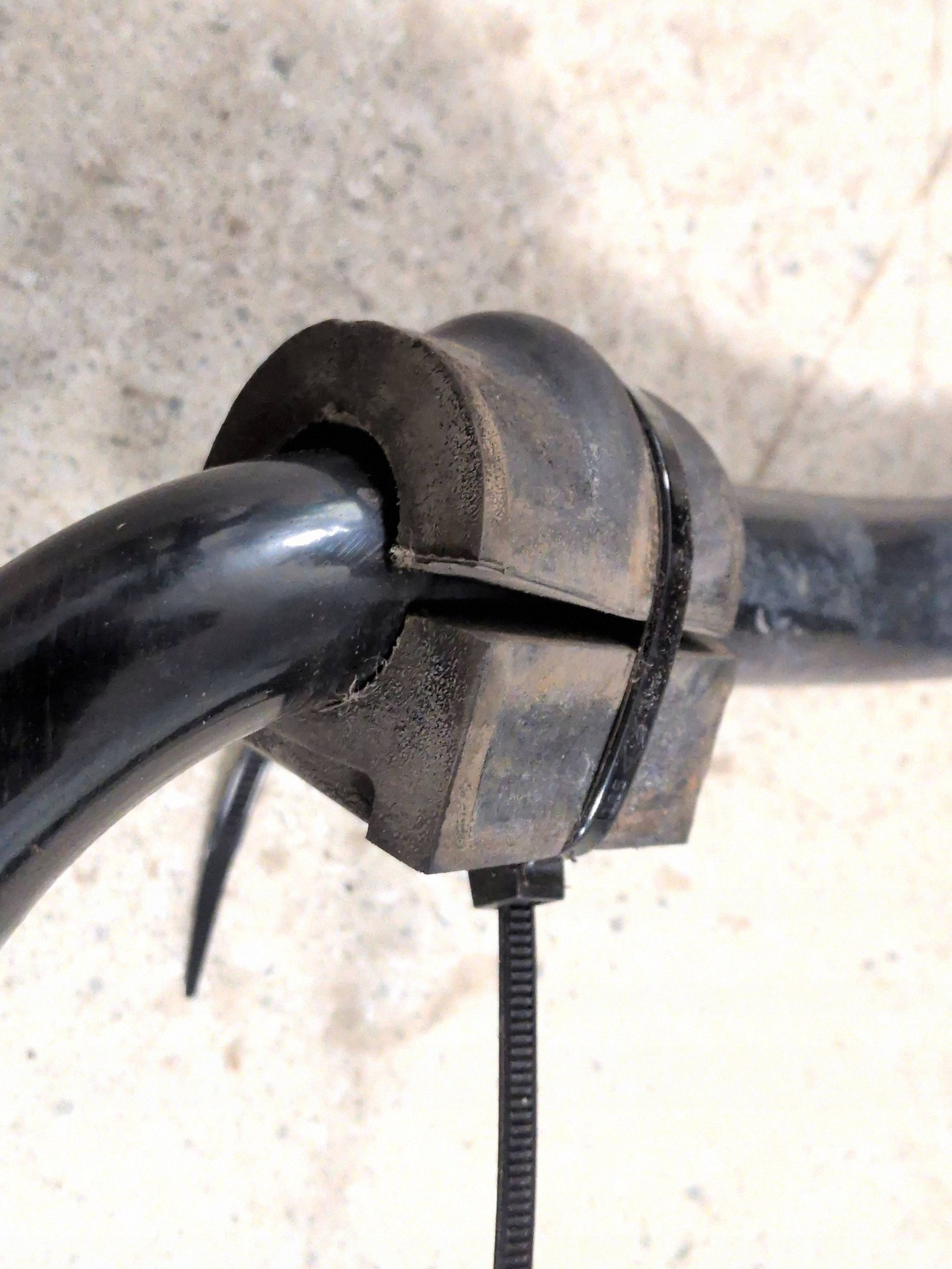 Stabilisateur arrière Mercedes SLK R171 A1713261965 image 9