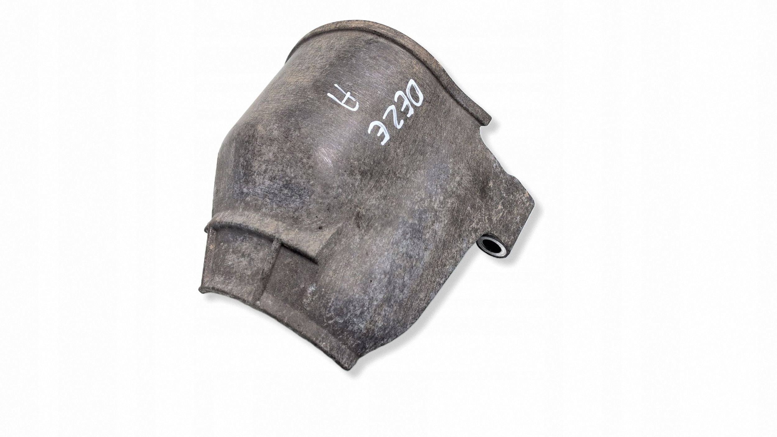Audi A4 S4 B7 Getriebeabdeckung 8E0301327 image 2