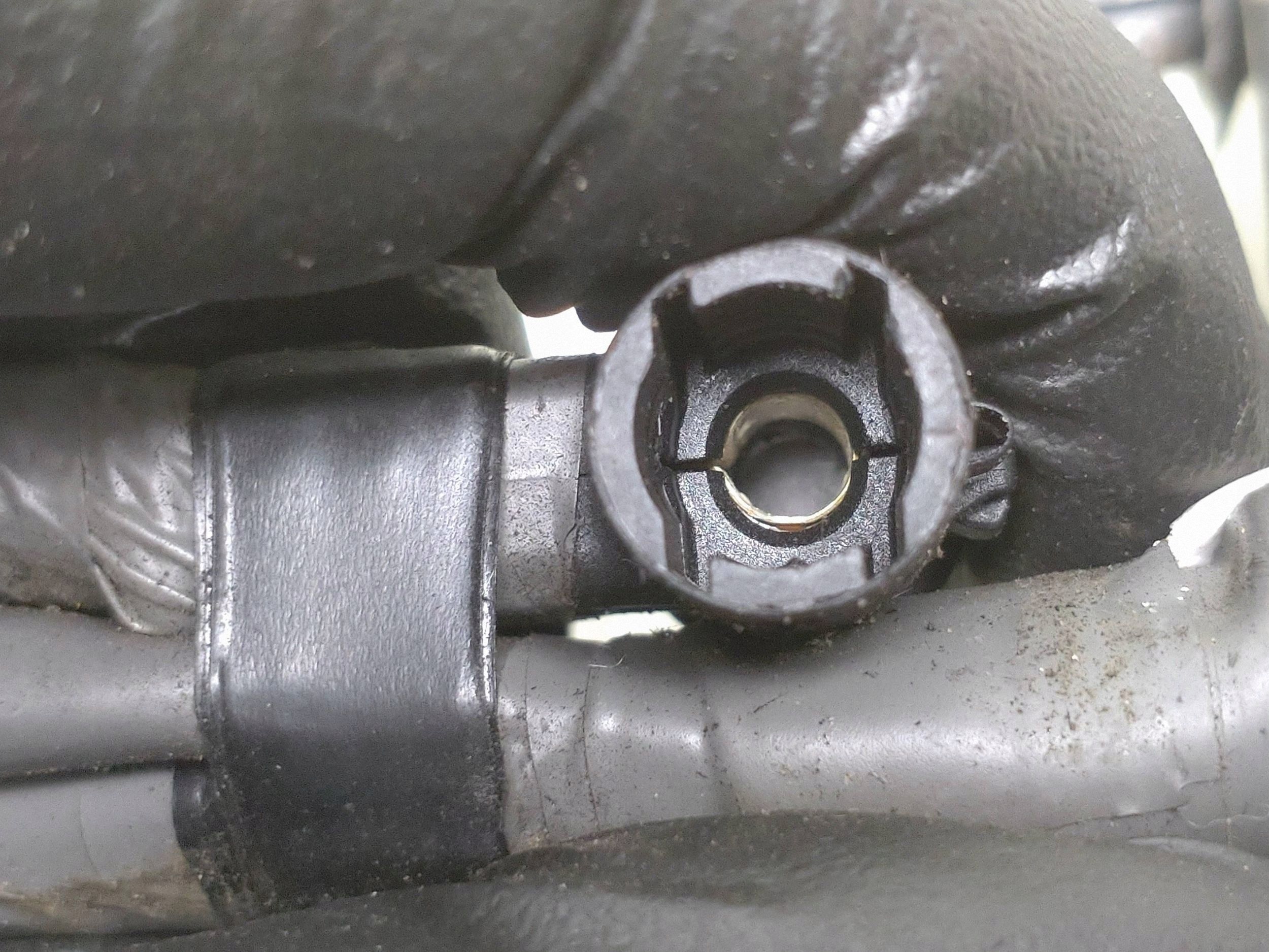 Sytytysjohdot Mazda 6 2014 OEM 8137207 image 10