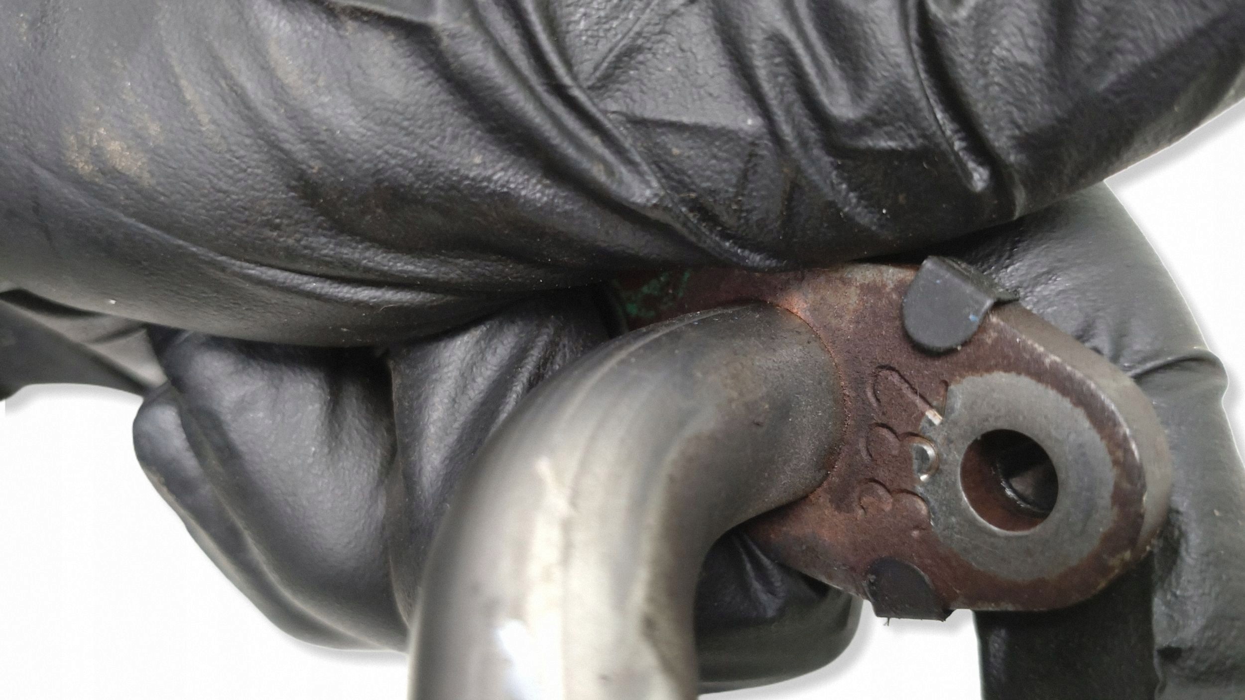 Conduit d'huile turbo Opel Vivaro 2010 FRC152417 image 4