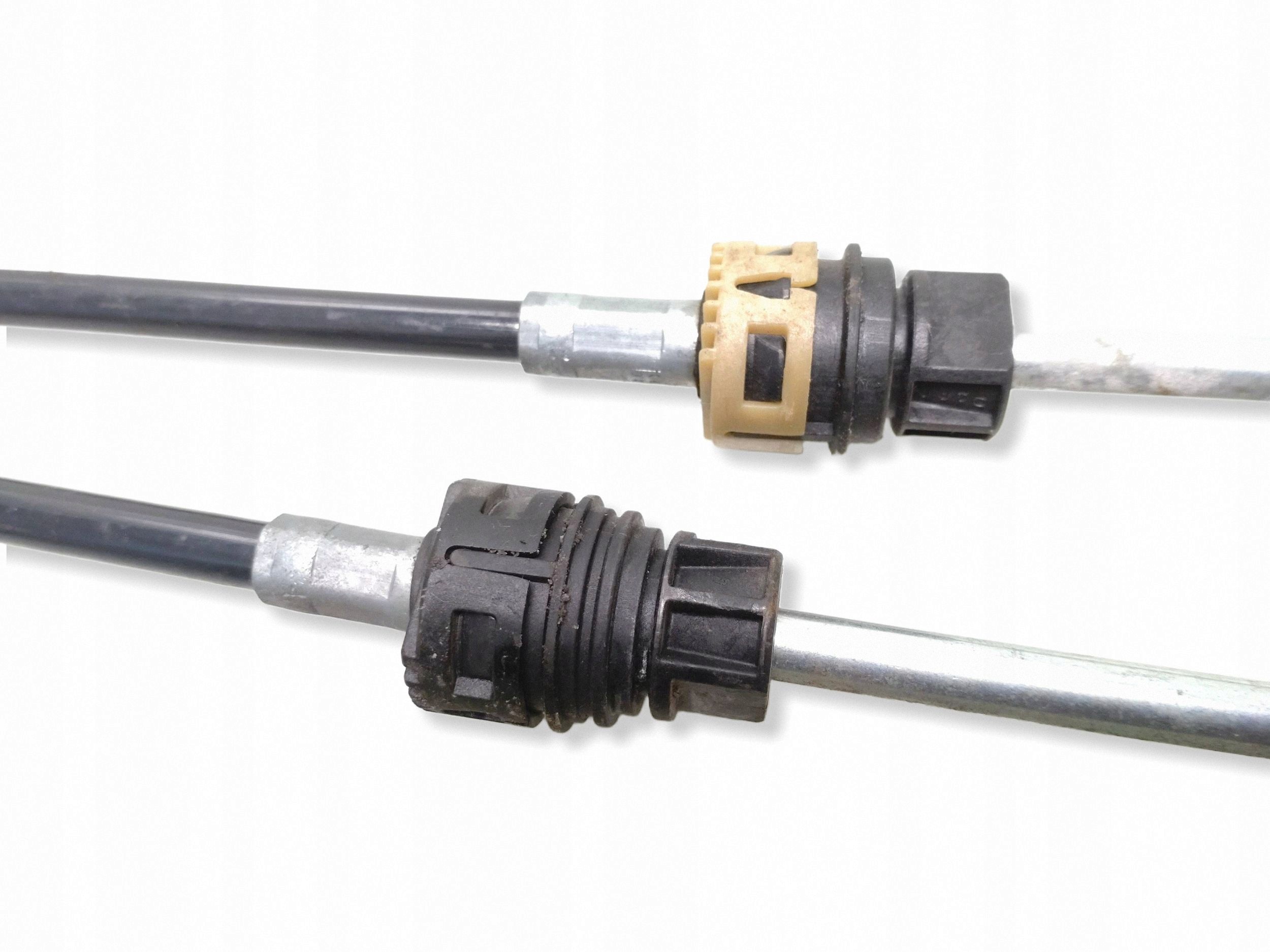 VW T5 Gear Shift Cable Used 7H1711877H image 7