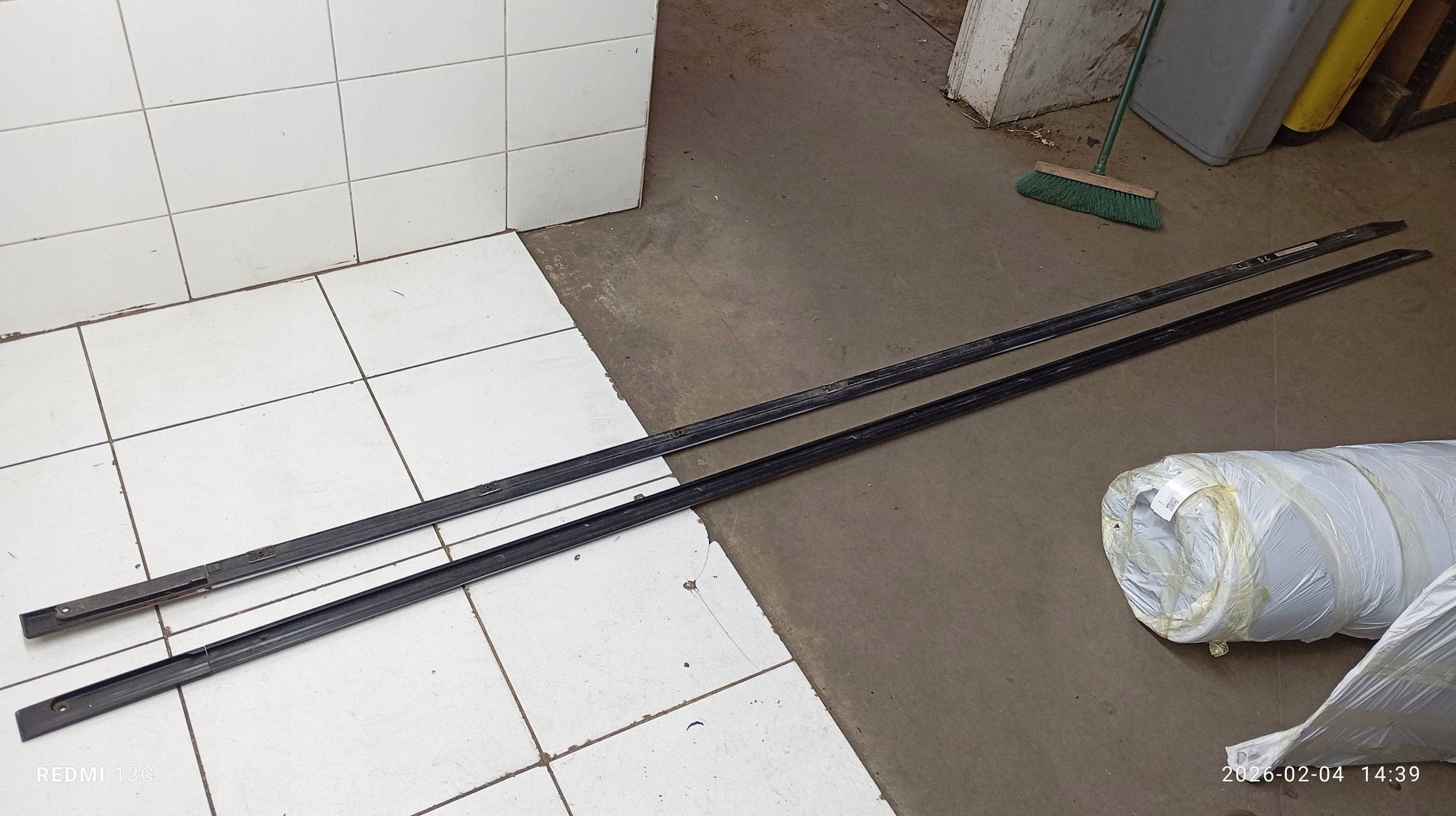 Rails de teto VW Transporter T6 7H3860183A image 2