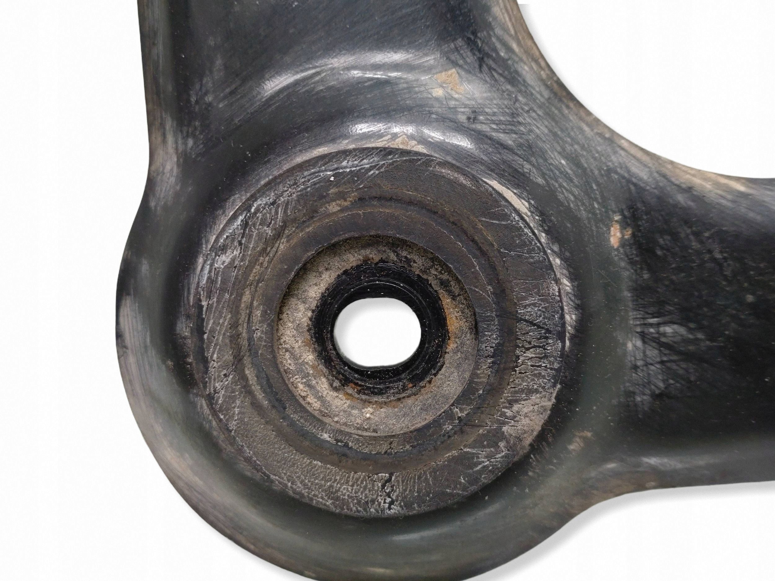 Nissan Leaf II (ZE1) Querlenker vorne OEM FRC152970