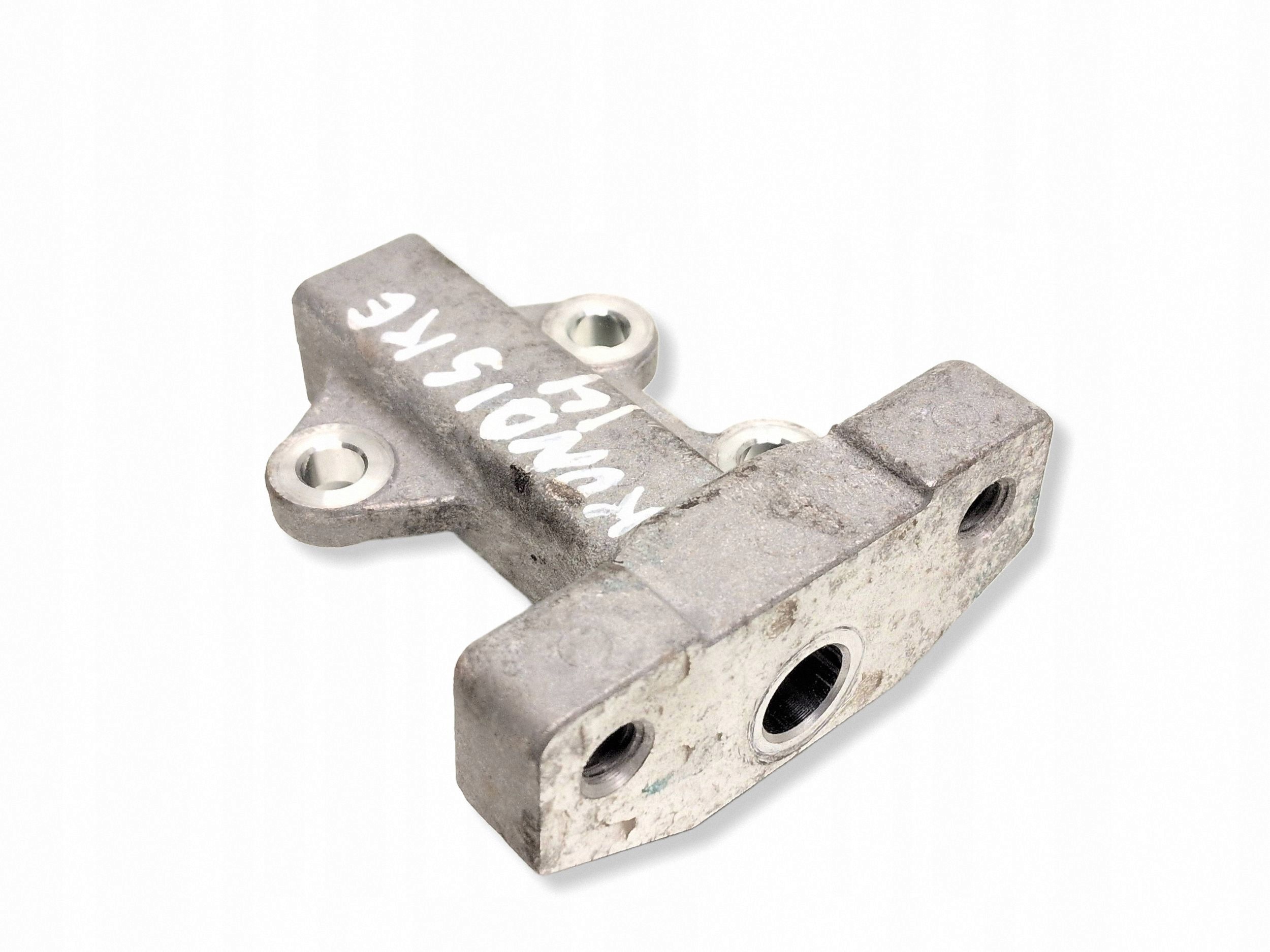 2022 Nissan Leaf II (ZE1) A/C Compressor Mount