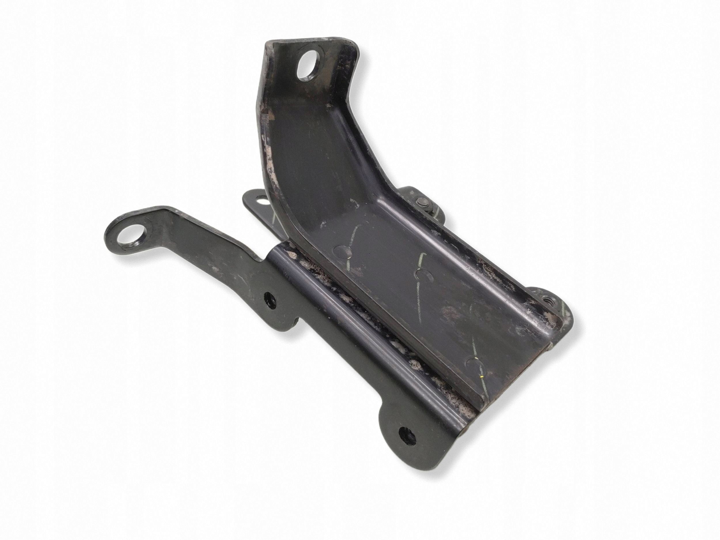 Nissan Leaf II (ZE1) Support Pompe ABS FRC153089 image 3