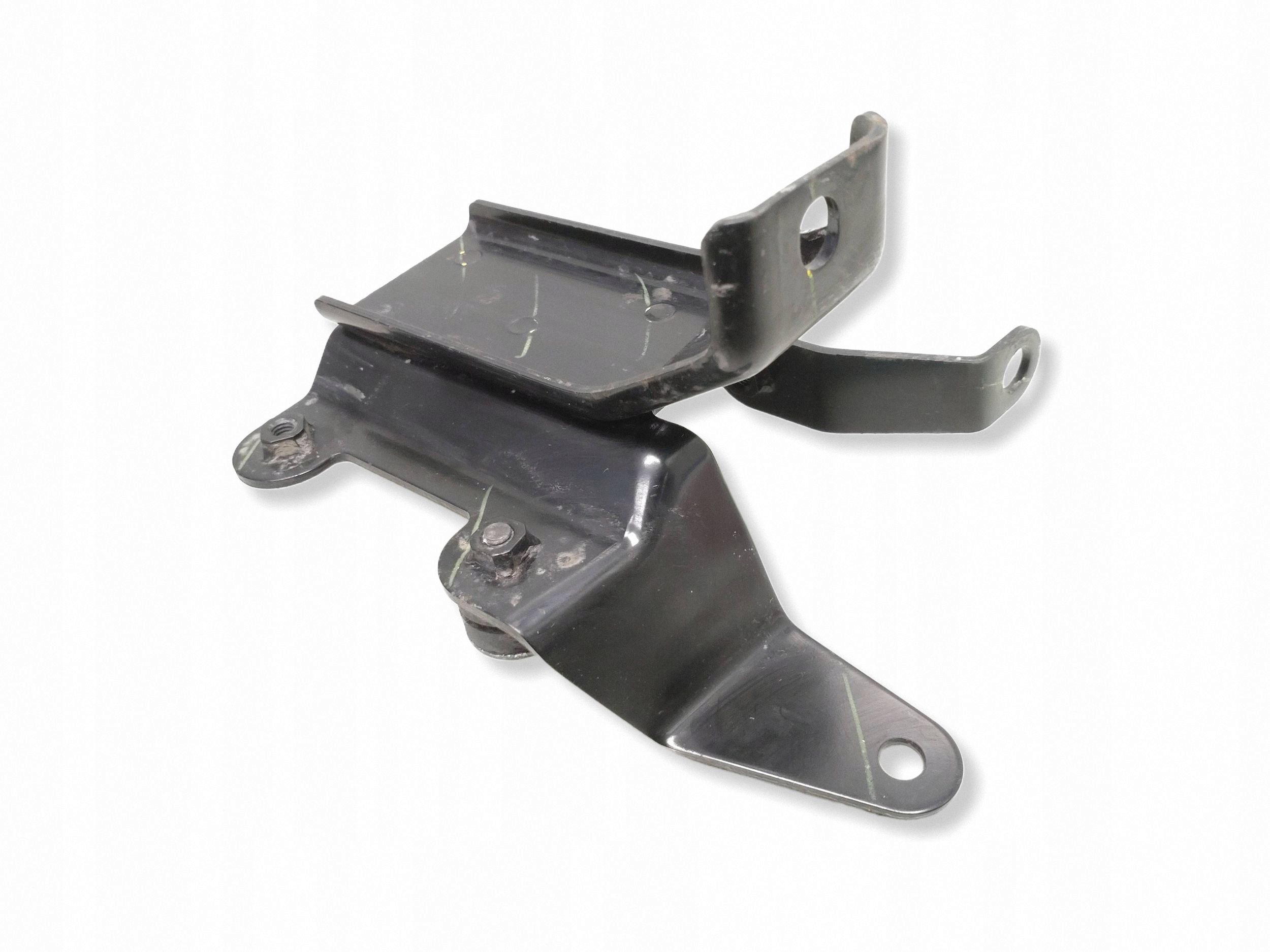 Nissan Leaf II (ZE1) Support Pompe ABS FRC153089 image 4