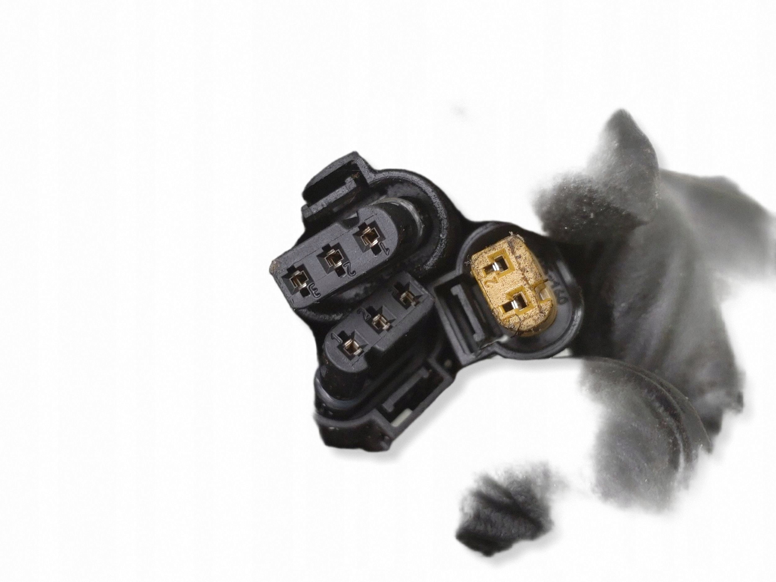 Skoda Superb B6 2010 Inyector Cable 06J971082B image 4