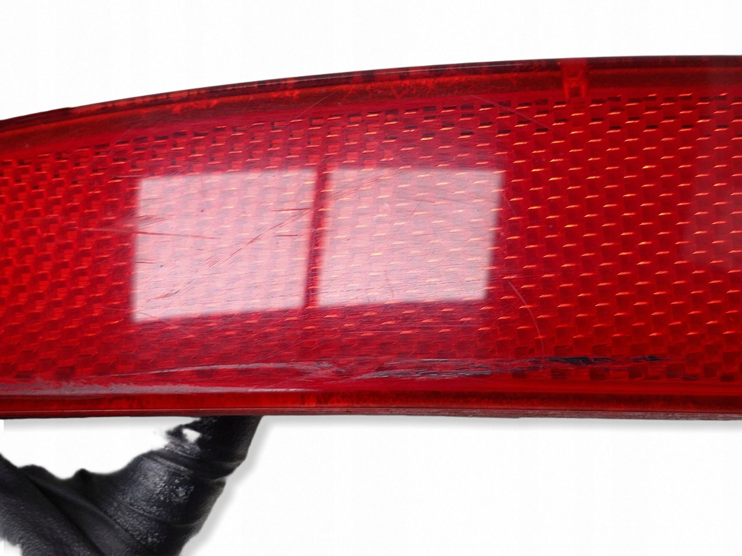 Takaisin heijastin Skoda 5L0945105