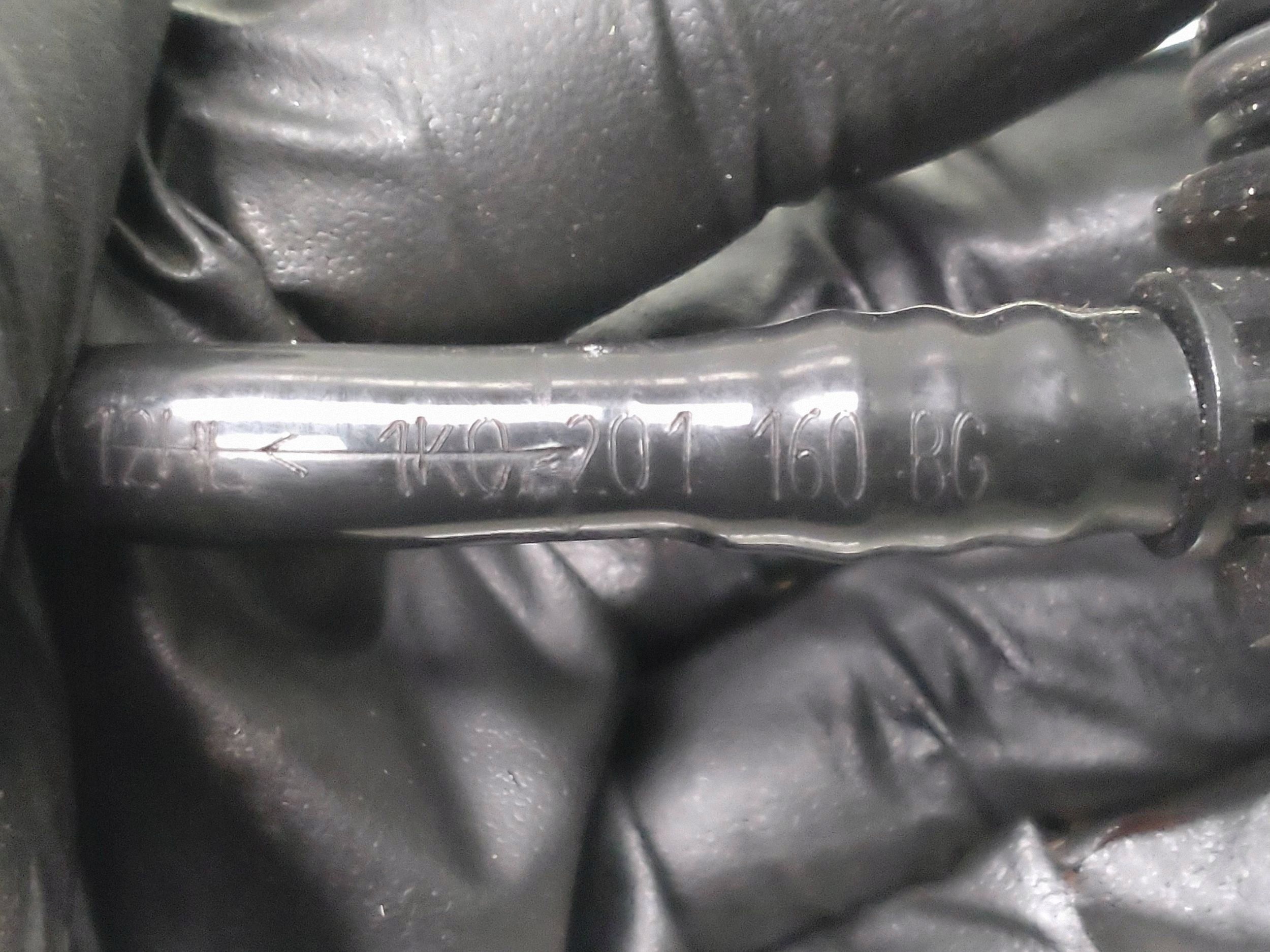 Conduite de carburant Skoda Yeti 1K0201160BG image 6