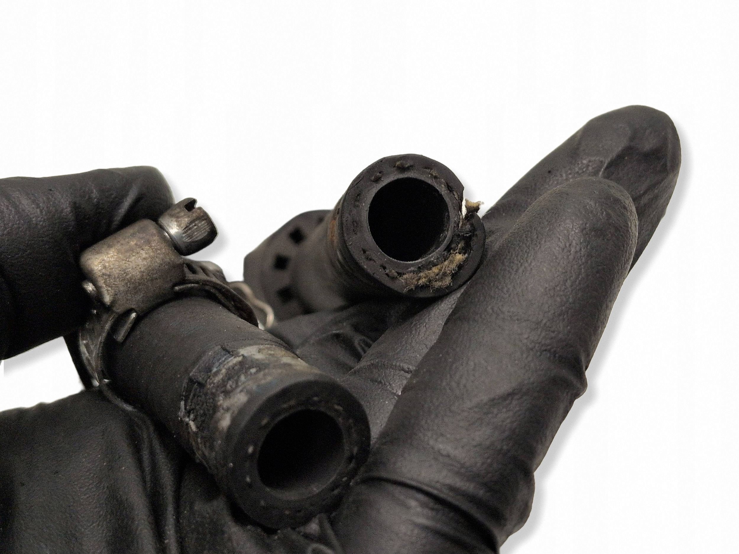 Conduite carburant Mercedes Vito W639 A6460700638 image 3