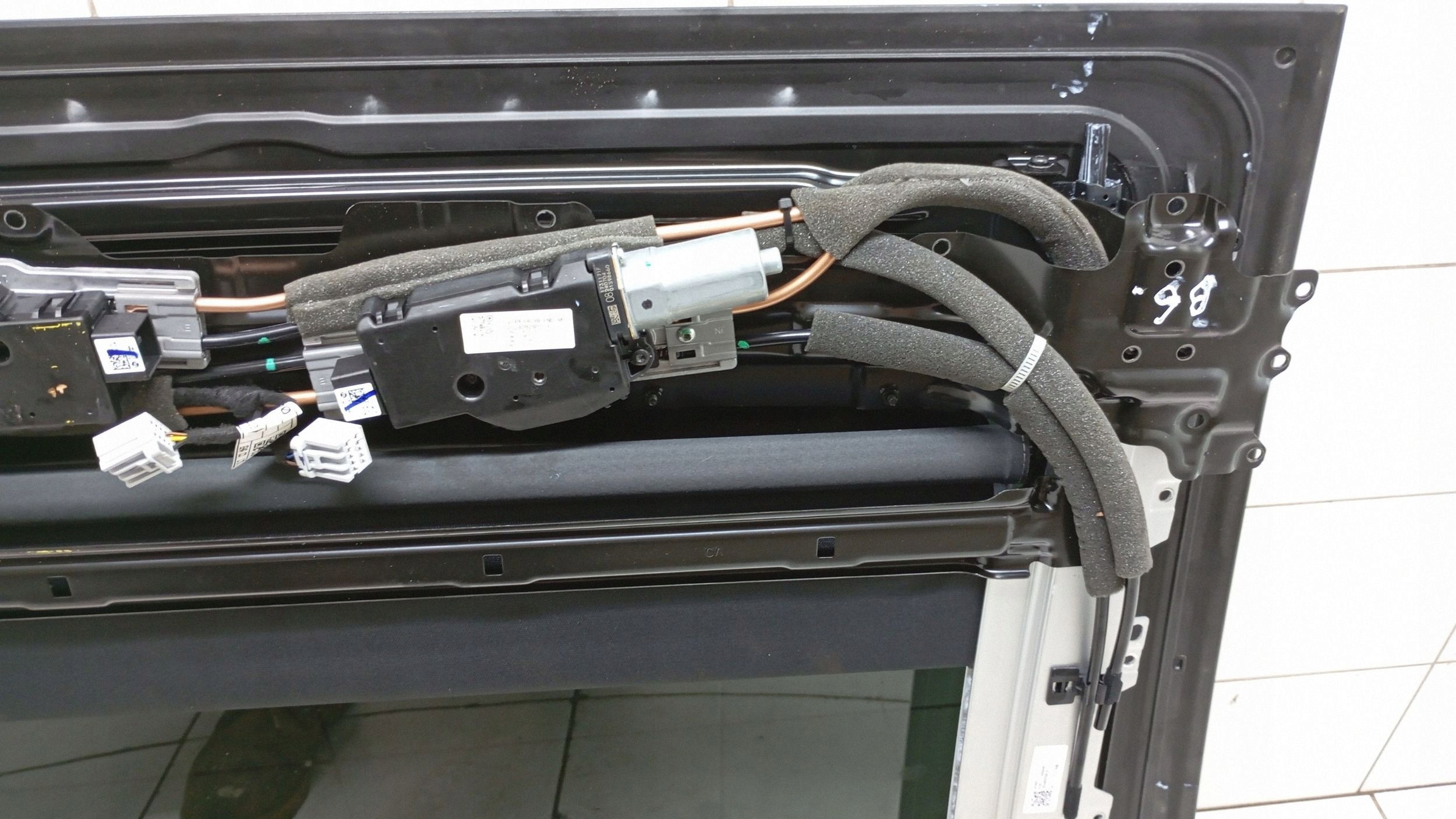 KIA EV6 Toit Ouvrant Complet APN05 image 7