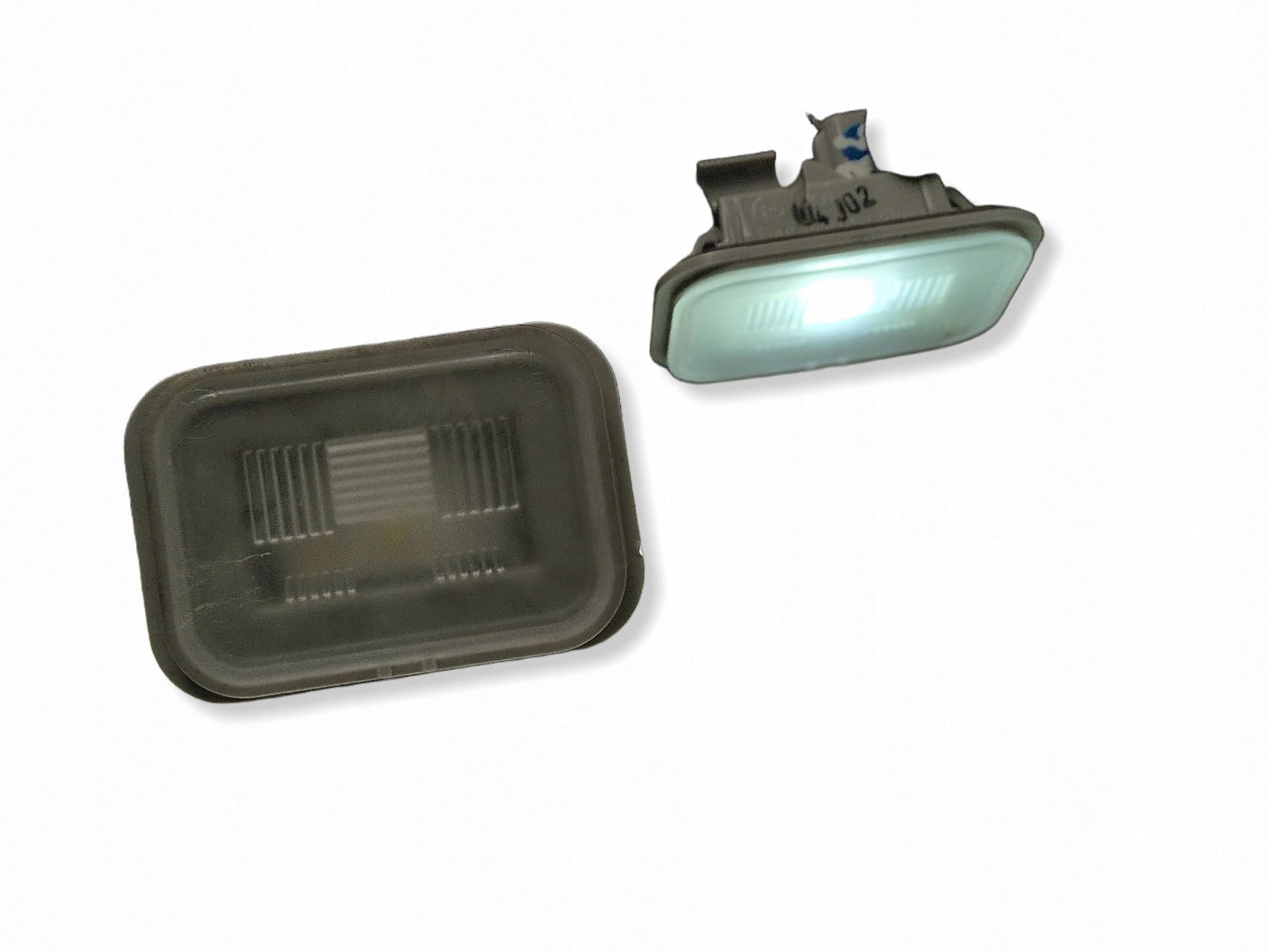 Luz da Placa KIA EV6 92501-D2000 Usada image 2