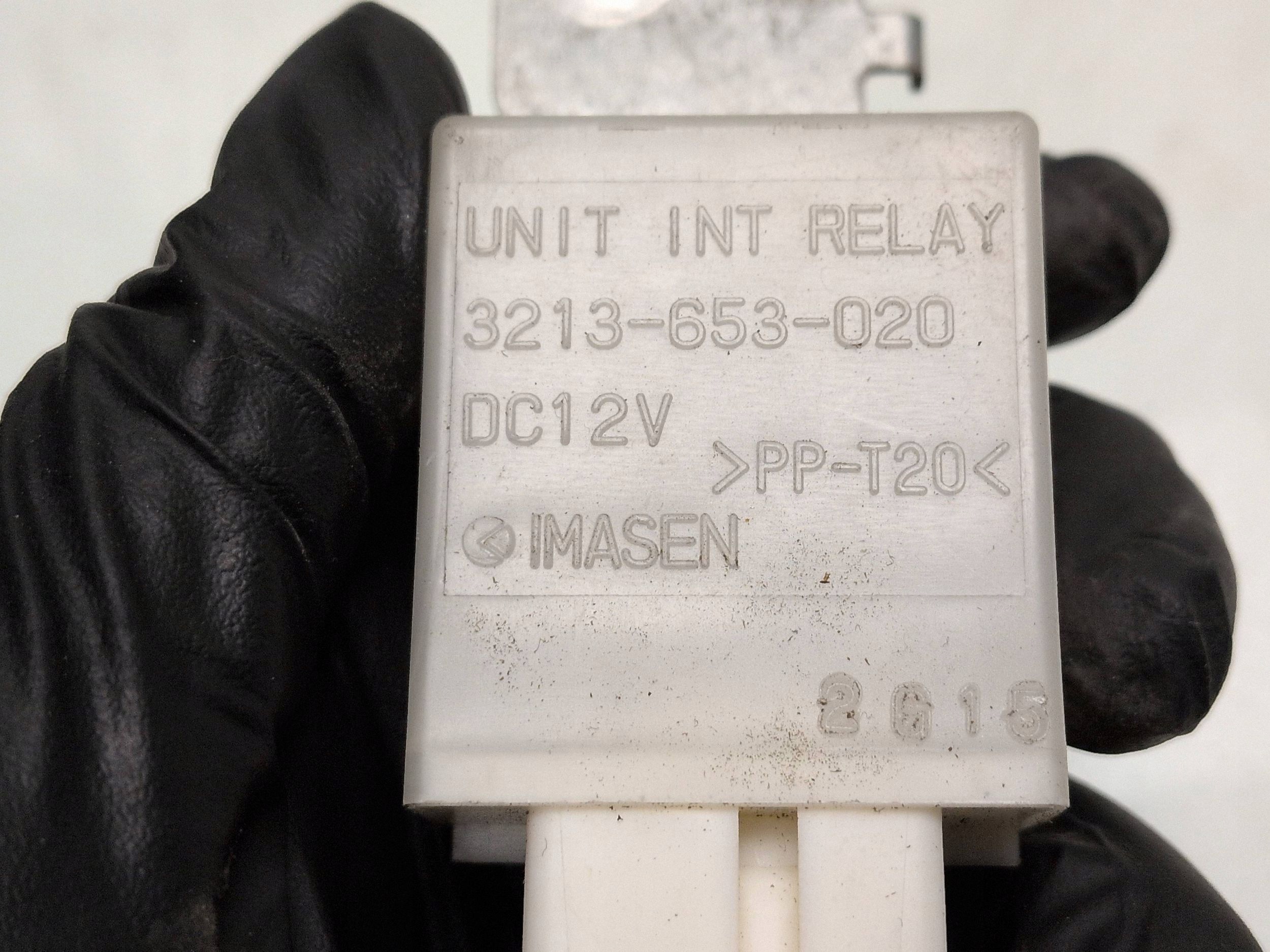 Relais Mazda OE 3213653020 d'occasion image 4