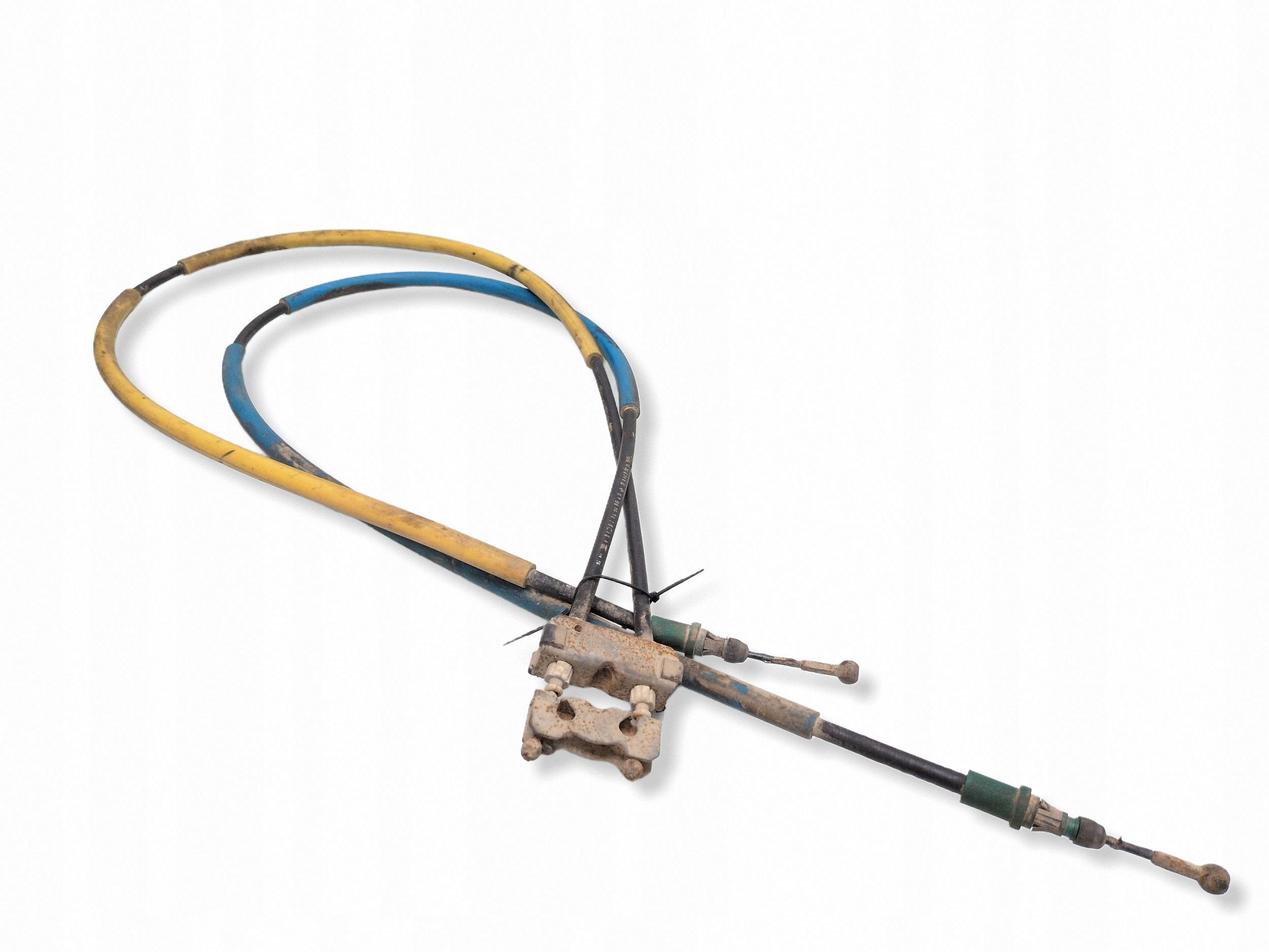 Renault Handbrake Cable 8200263819 Used image 2