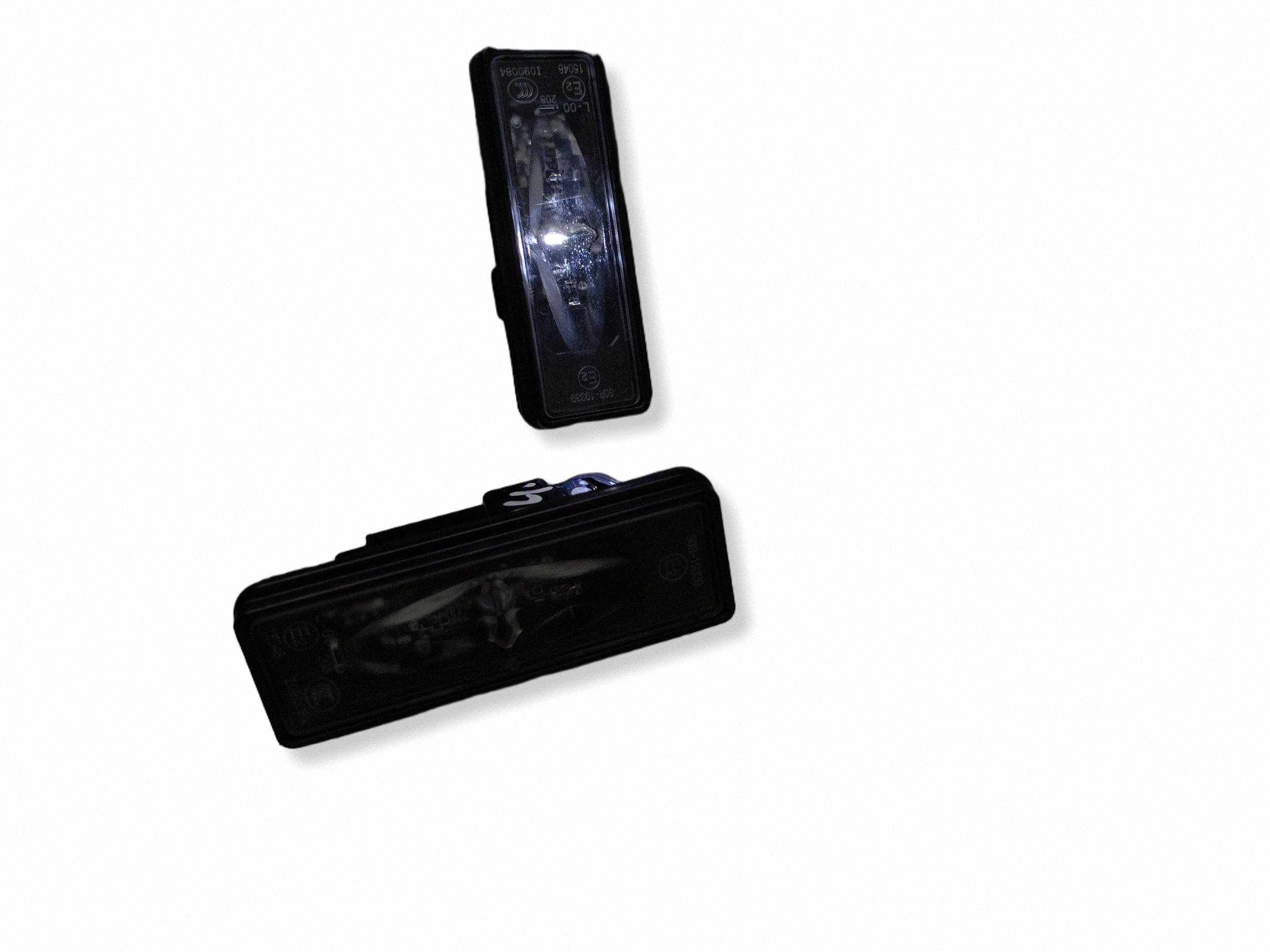 Opel Grandland 2021 Éclairage plaque 9815226680 image 2