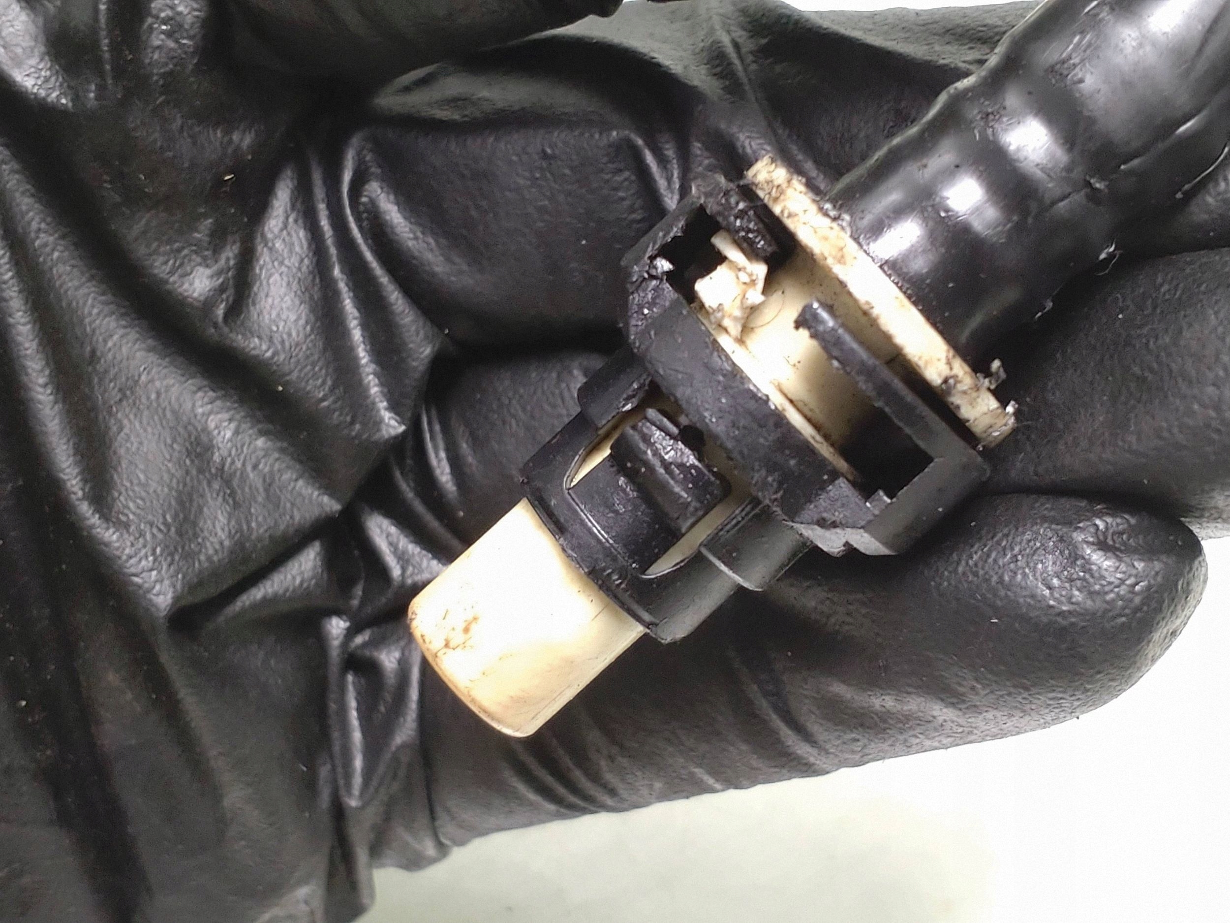Conduite carburant 1.6 HDI 9811877980 image 9